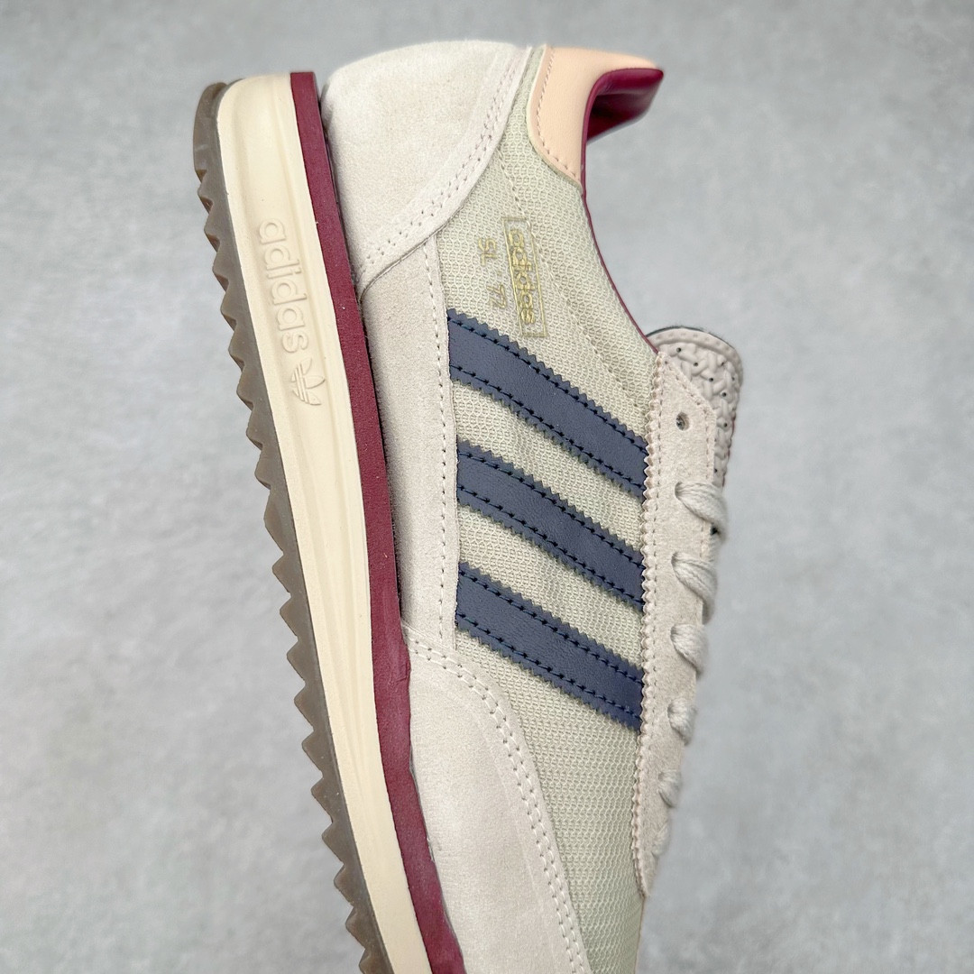 图片[6]-＃纯原 AD Wmns SL72 OG 系列德训足球风百搭低帮休闲运动板鞋 JI2485 采用高弹EVA+MODEL+RB三层组合底 区别市面RB一体大底 三层组合鞋底重量与原鞋一致 Originals 将有「T 头鞋」造型的诞生于 1972 年的 SL72 鞋款复刻带回 各位买鞋又有新选择了 1972 年 SL72 问世后 引领了后来阿迪达斯的跑鞋发展方向 其中「SL」代表了 Super Light 彰显了产品轻便的特性 1972 年 SL72 问世后 引领了后来阿迪达斯的跑鞋发展方向 其中「SL」代表了 Super Light 彰显了产品轻便的特性 这次 Originals 延续其轻质经典的基因 带来男女两款 SL72 男生款带来 SL72 RS 鞋型 RS 意为 Reshaped（重塑）鞋款在保留了经典的外观基础上 在尼龙材质里增加了填充物 使鞋型更加挺立和饱满 鞋头则更加圆润 鞋底的 EVA 材质则增加了鞋款的高度 女生款则带来 SL72 OG W 鞋型 OG 顾名思义则是致敬经典款式 相较于 RS（Reshaped）鞋款 鞋身更加纤细 其整体鞋身轮廓、线条、细节、材质上尊崇 70 年代 SL72 的设计 还原经典味道 尺码：36 36⅔ 37⅓ 38 38⅔ 39⅓ 40 40⅔ 41⅓ 42 42⅔ 43⅓ 44 44⅔ 45-选品中心