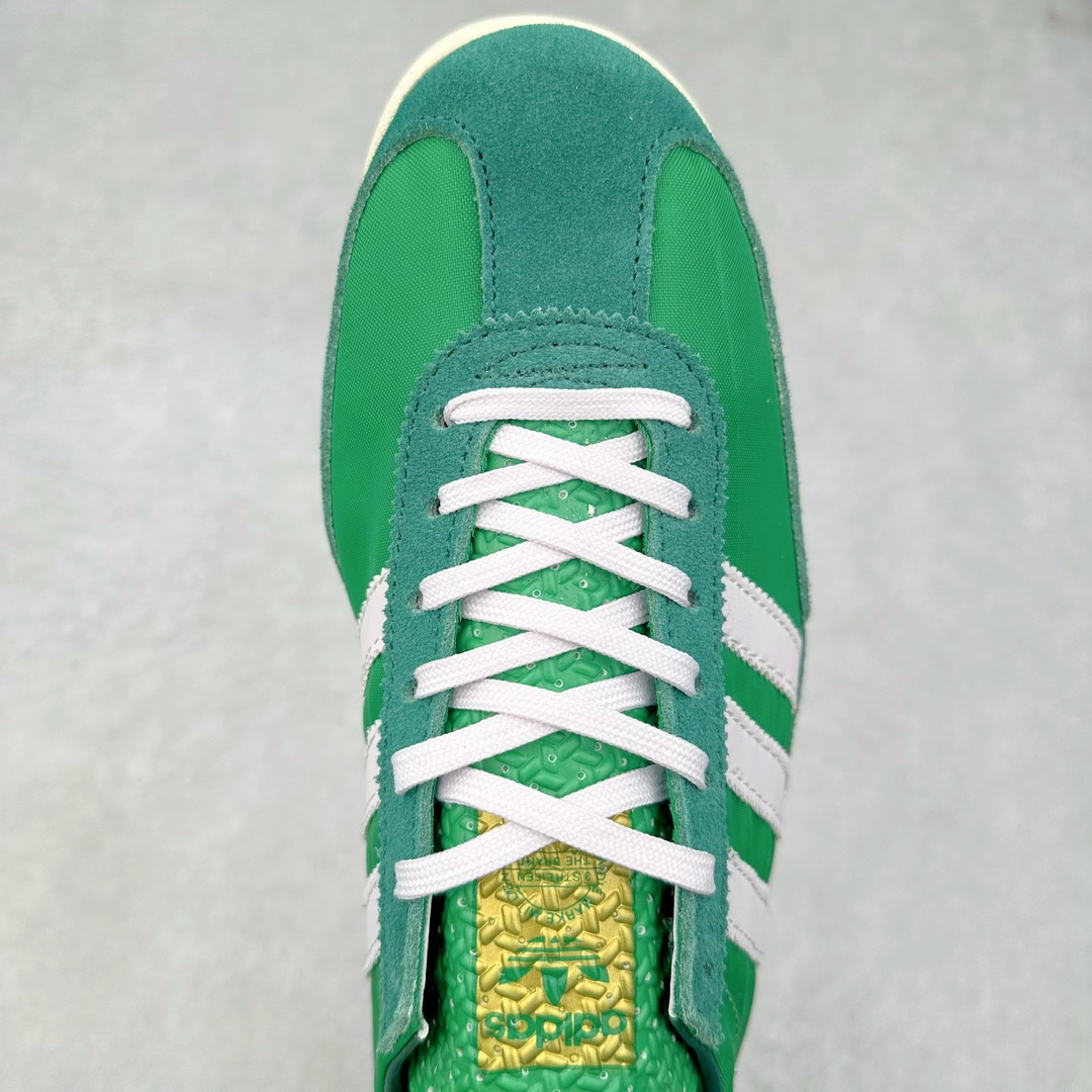 图片[4]-＃HP纯原 AD Wmns SL72 OG 系列德训足球风百搭低帮休闲运动板鞋 JG2133 采用高弹EVA+MODEL+RB三层组合底 区别市面RB一体大底 三层组合鞋底重量与原鞋一致 Originals 将有「T 头鞋」造型的诞生于 1972 年的 SL72 鞋款复刻带回 各位买鞋又有新选择了 1972 年 SL72 问世后 引领了后来阿迪达斯的跑鞋发展方向 其中「SL」代表了 Super Light 彰显了产品轻便的特性 1972 年 SL72 问世后 引领了后来阿迪达斯的跑鞋发展方向 其中「SL」代表了 Super Light 彰显了产品轻便的特性 这次 Originals 延续其轻质经典的基因 带来男女两款 SL72 男生款带来 SL72 RS 鞋型 RS 意为 Reshaped（重塑）鞋款在保留了经典的外观基础上 在尼龙材质里增加了填充物 使鞋型更加挺立和饱满 鞋头则更加圆润 鞋底的 EVA 材质则增加了鞋款的高度 女生款则带来 SL72 OG W 鞋型 OG 顾名思义则是致敬经典款式 相较于 RS（Reshaped）鞋款 鞋身更加纤细 其整体鞋身轮廓、线条、细节、材质上尊崇 70 年代 SL72 的设计 还原经典味道 尺码：36 36⅔ 37⅓ 38 38⅔ 39⅓ 40 40⅔ 41⅓ 42 42⅔ 43⅓ 44 44⅔ 45-选品中心