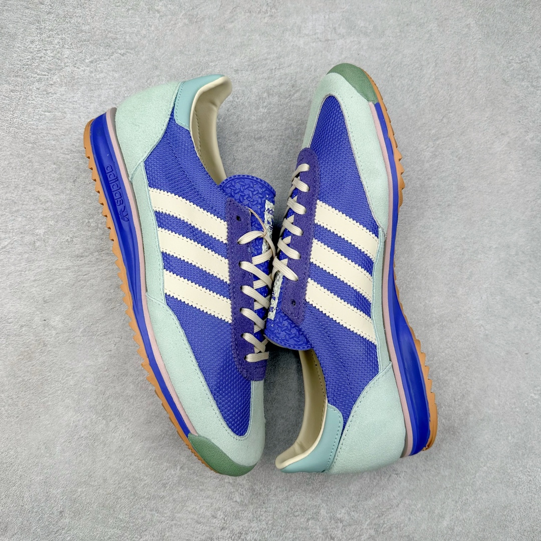 图片[3]-＃HP纯原 AD Wmns SL72 OG 系列德训足球风百搭低帮休闲运动板鞋 IH0290 采用高弹EVA+MODEL+RB三层组合底 区别市面RB一体大底 三层组合鞋底重量与原鞋一致 Originals 将有「T 头鞋」造型的诞生于 1972 年的 SL72 鞋款复刻带回 各位买鞋又有新选择了 1972 年 SL72 问世后 引领了后来阿迪达斯的跑鞋发展方向 其中「SL」代表了 Super Light 彰显了产品轻便的特性 1972 年 SL72 问世后 引领了后来阿迪达斯的跑鞋发展方向 其中「SL」代表了 Super Light 彰显了产品轻便的特性 这次 Originals 延续其轻质经典的基因 带来男女两款 SL72 男生款带来 SL72 RS 鞋型 RS 意为 Reshaped（重塑）鞋款在保留了经典的外观基础上 在尼龙材质里增加了填充物 使鞋型更加挺立和饱满 鞋头则更加圆润 鞋底的 EVA 材质则增加了鞋款的高度 女生款则带来 SL72 OG W 鞋型 OG 顾名思义则是致敬经典款式 相较于 RS（Reshaped）鞋款 鞋身更加纤细 其整体鞋身轮廓、线条、细节、材质上尊崇 70 年代 SL72 的设计 还原经典味道 尺码：36 36⅔ 37⅓ 38 38⅔ 39⅓ 40 40⅔ 41⅓ 42 42⅔ 43⅓ 44 44⅔ 45-选品中心