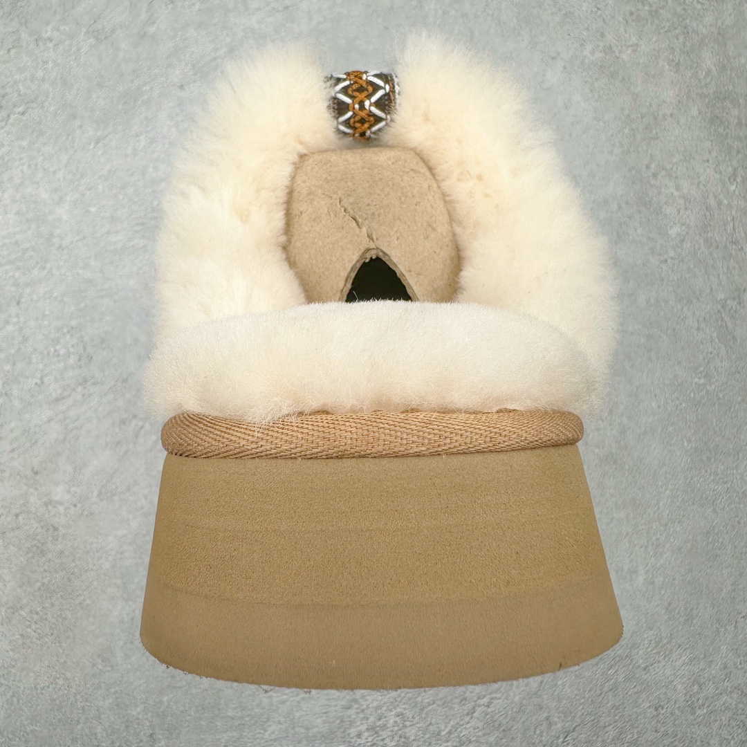 图片[8]-＃SP原厂 UGG 8260 阿尔派半拖秋冬羊皮毛一体雪地靴 全鞋采用ZP同厂 隆丰A级澳洲进口羊皮毛一体 品牌代工厂生产线 完全遵循ZP工艺流程 代工厂原厂版师 秉承无原鞋不开发选择 注重每一处细节 市面最正版型 TREADLITE\\\”轻翼\\\”科技外底 轻便/耐用/柔韧/桩型【售后郑重承诺】一个月内若出现重大脱胶/断底等质量问题 直接为您换新！尺码：35 36 37 38 39 40-选品中心