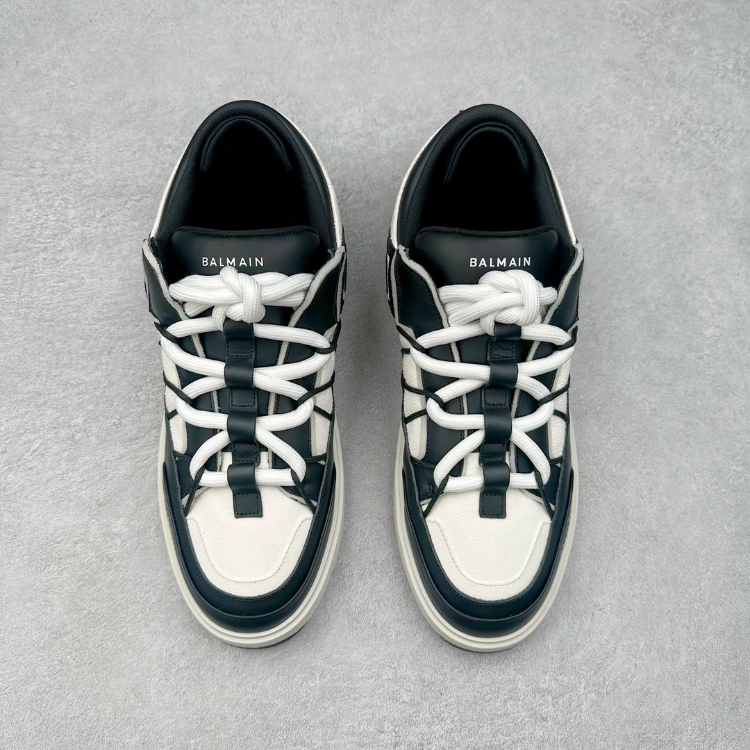 图片[2]-BALMAIN B-Court 巴尔曼小牛皮徽标刺绣低帮休闲男款板鞋 官网已经发售 平台力推流量热款 BALMAIN以其大胆而富有远见的廓形而著称 旨在为穿着者赋予力量 这款鞋履采用全身小牛皮鞋面拼接 牛皮内里垫脚 包裹性舒适性能强 鞋舌Balmain标志细节 鞋底独家开发私模 全网第一家出货 鞋后跟立体字母logo细节 鞋底Balmain标志 全套原版一致包装 尺码：39 40 41 42 43 44 45 46-选品中心