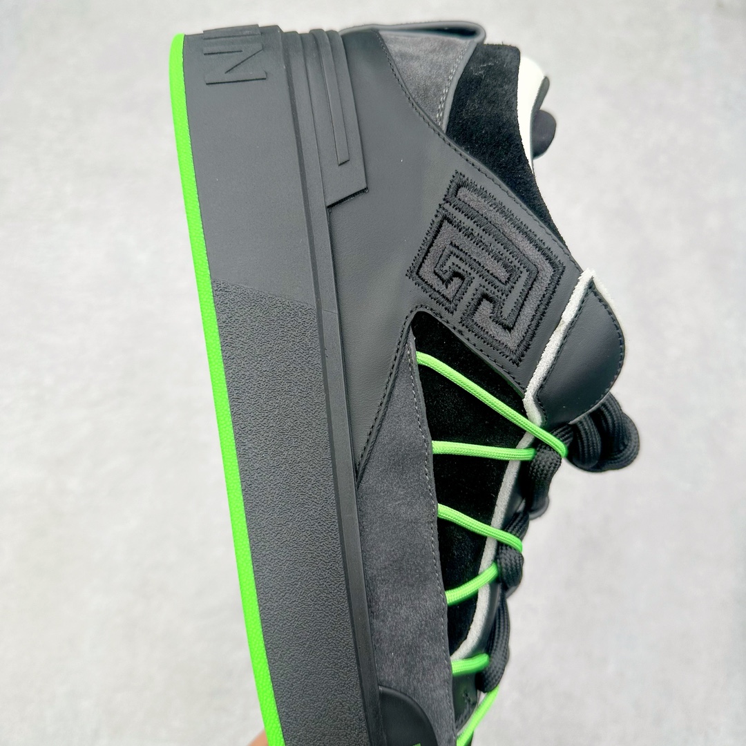 图片[6]-BALMAIN B-Court 巴尔曼小牛皮徽标刺绣低帮休闲男款板鞋 官网已经发售 平台力推流量热款 BALMAIN以其大胆而富有远见的廓形而著称 旨在为穿着者赋予力量 这款鞋履采用全身小牛皮鞋面拼接 牛皮内里垫脚 包裹性舒适性能强 鞋舌Balmain标志细节 鞋底独家开发私模 全网第一家出货 鞋后跟立体字母logo细节 鞋底Balmain标志 全套原版一致包装 尺码：39 40 41 42 43 44 45 46-选品中心