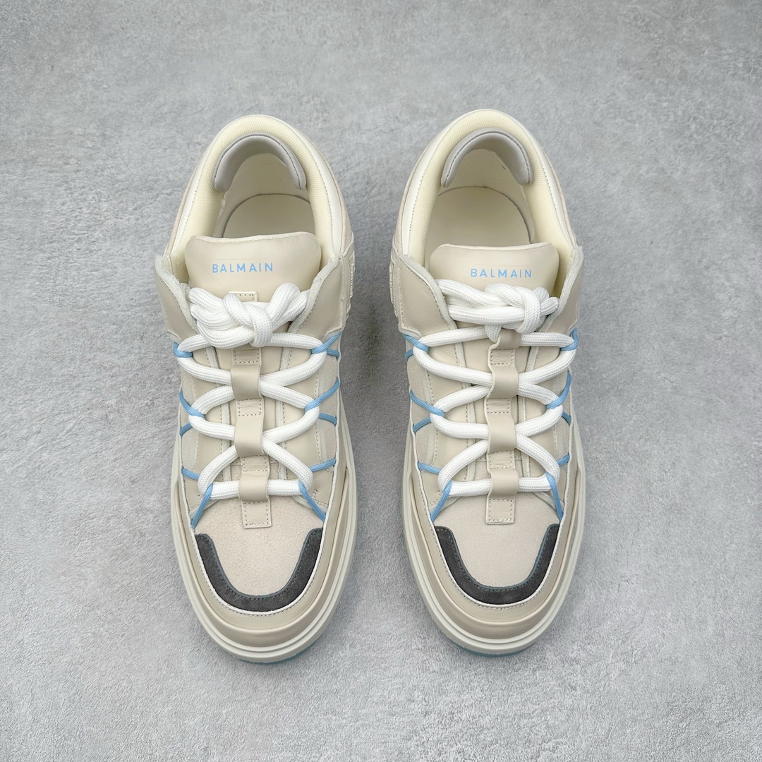 图片[2]-BALMAIN B-Court 巴尔曼小牛皮徽标刺绣低帮休闲男款板鞋 官网已经发售 平台力推流量热款 BALMAIN以其大胆而富有远见的廓形而著称 旨在为穿着者赋予力量 这款鞋履采用全身小牛皮鞋面拼接 牛皮内里垫脚 包裹性舒适性能强 鞋舌Balmain标志细节 鞋底独家开发私模 全网第一家出货 鞋后跟立体字母logo细节 鞋底Balmain标志 全套原版一致包装 尺码：39 40 41 42 43 44 45 46-选品中心