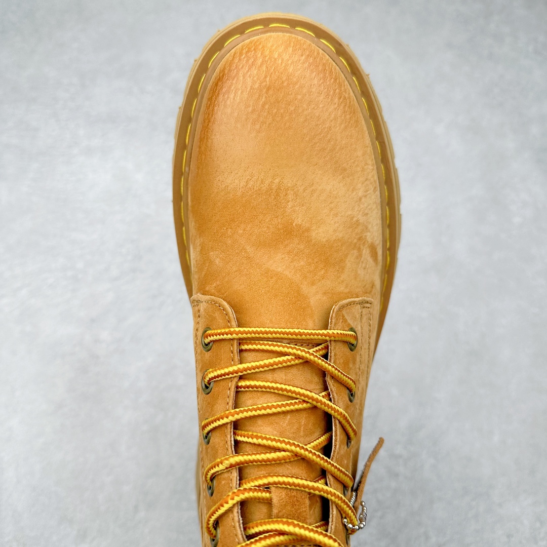 图片[4]-＃福利特价 Timberland添柏岚/天伯伦户外高帮休闲大黄靴系列 #广东大厂品质 原盒原包装 #24ss新款 时尚潮流搭配 面料采用意大利🇮🇹顶级磨砂细纹牛皮 搭配防臭防腐真皮乳胶鞋垫 大底到五金都是代工厂原材料制作 同原版固特异永不开胶工艺 好货不杀猪 首单质量严格把控 全网独家首发 品质毋庸置疑 全套官网统一包装 给您完美的穿着体验 质量考究耐穿 型男必备 专治不帅 高品质脚感一流 今年冬季防寒户外专用 日常随意搭配 尺码：38 39 40 41 42 43 44（皮鞋码）-选品中心