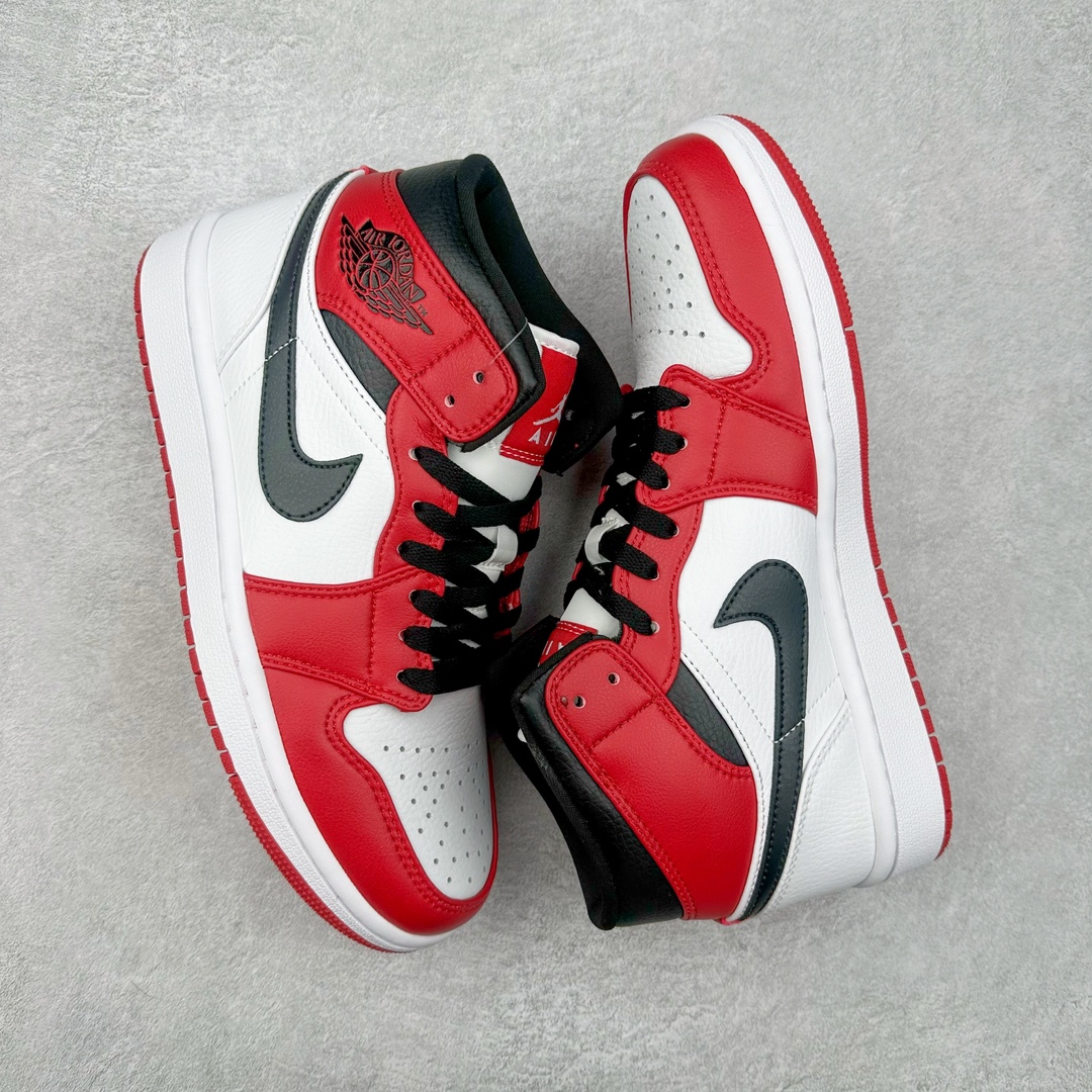 图片[3]-＃特价福利 Air Jordan AJ1 Mid 中帮系列 原装楦头纸板开发 完美鞋型 超高清洁度 鞋型不臃肿别扭 原厂内置全掌气垫 A模大底 鞋舌AJ原厂专用牛津布 AJ专用反口珍珠布 原厂无杂质高弹内里海棉 特殊封边弹力鞋带 原鞋开模 拒绝公底 购置公司同步原材料 都有细节原汁原味 忠于原版 尺码：36 36.5 37.5 38 38.5 39 40 40.5 41 42 42.5 43 44 44.5 45 46-选品中心