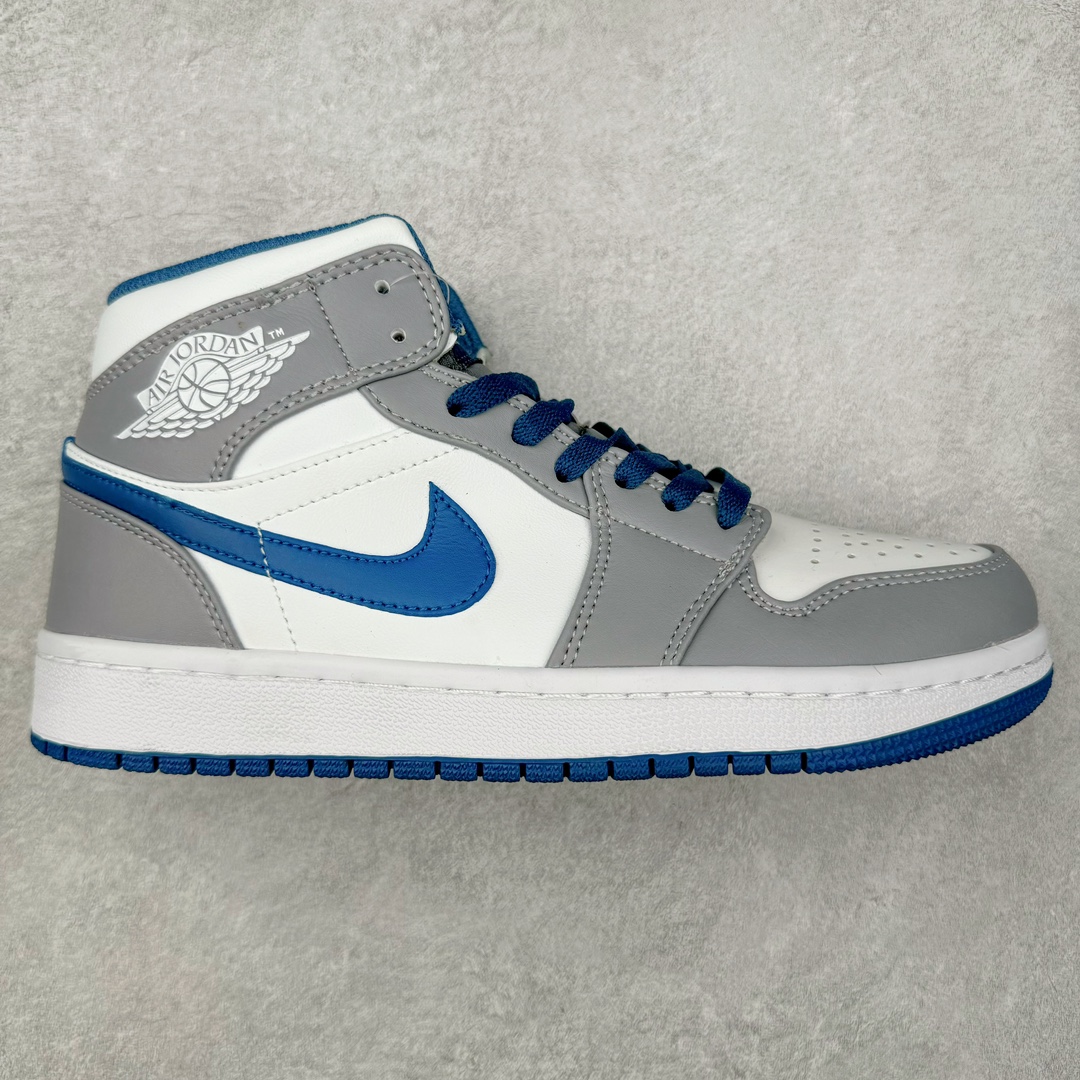 图片[2]-＃特价福利 Air Jordan AJ1 Mid 中帮系列 原装楦头纸板开发 完美鞋型 超高清洁度 鞋型不臃肿别扭 原厂内置全掌气垫 A模大底 鞋舌AJ原厂专用牛津布 AJ专用反口珍珠布 原厂无杂质高弹内里海棉 特殊封边弹力鞋带 原鞋开模 拒绝公底 购置公司同步原材料 都有细节原汁原味 忠于原版 尺码：36 36.5 37.5 38 38.5 39 40 40.5 41 42 42.5 43 44 44.5 45 46-选品中心