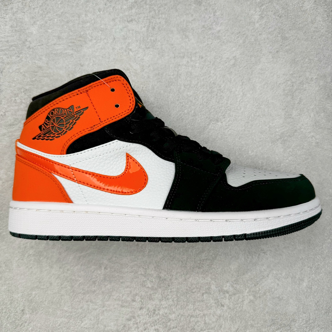 图片[5]-＃特价福利 Air Jordan AJ1 Mid 中帮系列 原装楦头纸板开发 完美鞋型 超高清洁度 鞋型不臃肿别扭 原厂内置全掌气垫 A模大底 鞋舌AJ原厂专用牛津布 AJ专用反口珍珠布 原厂无杂质高弹内里海棉 特殊封边弹力鞋带 原鞋开模 拒绝公底 购置公司同步原材料 都有细节原汁原味 忠于原版 尺码：36 36.5 37.5 38 38.5 39 40 40.5 41 42 42.5 43 44 44.5 45 46-选品中心