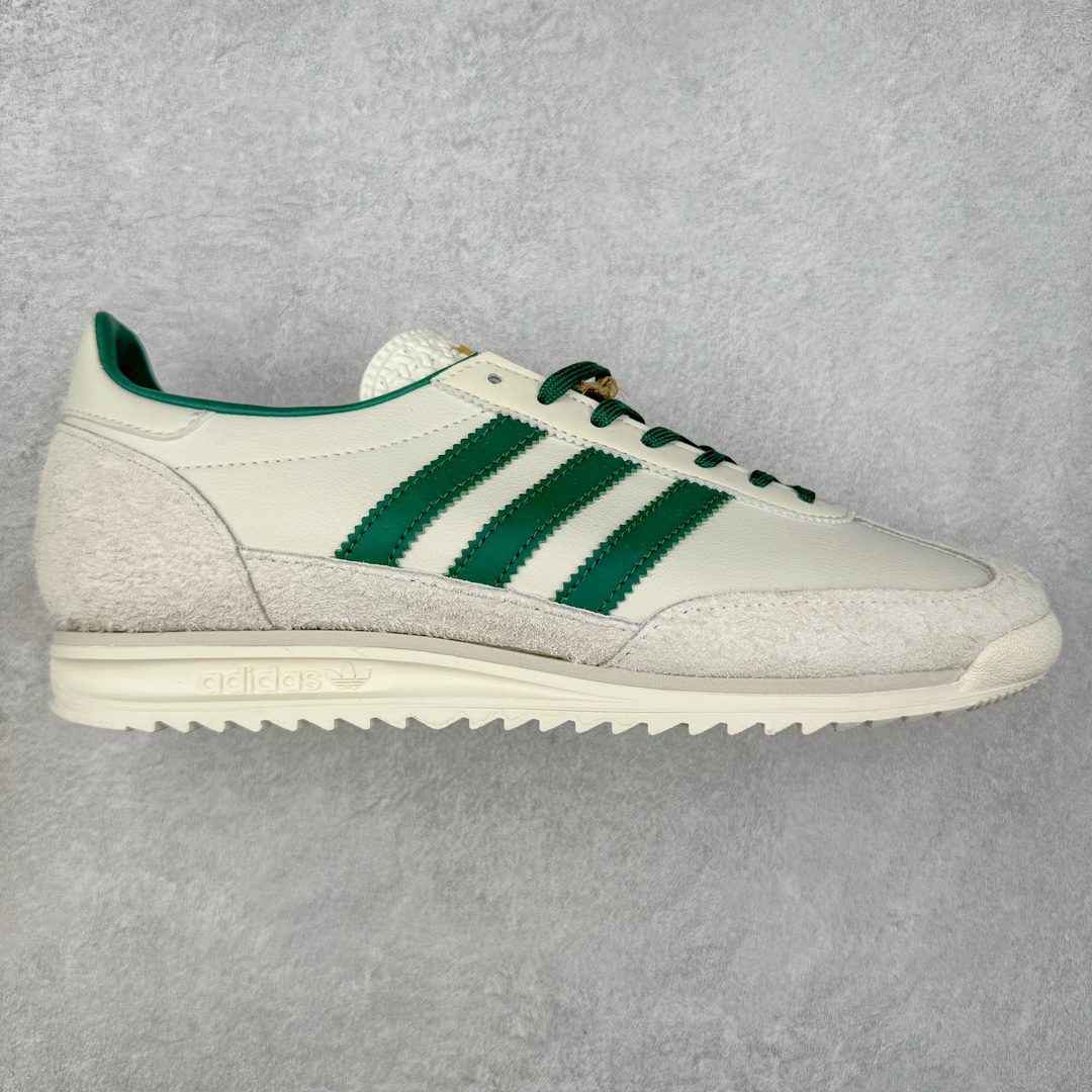 图片[9]-＃纯原 AD Wmns SL72 OG 系列德训足球风百搭低帮休闲运动板鞋 采用高弹EVA+MODEL+RB三层组合底 区别市面RB一体大底 三层组合鞋底重量与原鞋一致 Originals 将有「T 头鞋」造型的诞生于 1972 年的 SL72 鞋款复刻带回 各位买鞋又有新选择了 1972 年 SL72 问世后 引领了后来阿迪达斯的跑鞋发展方向 其中「SL」代表了 Super Light 彰显了产品轻便的特性 1972 年 SL72 问世后 引领了后来阿迪达斯的跑鞋发展方向 其中「SL」代表了 Super Light 彰显了产品轻便的特性 这次 Originals 延续其轻质经典的基因 带来男女两款 SL72 男生款带来 SL72 RS 鞋型 RS 意为 Reshaped（重塑）鞋款在保留了经典的外观基础上 在尼龙材质里增加了填充物 使鞋型更加挺立和饱满 鞋头则更加圆润 鞋底的 EVA 材质则增加了鞋款的高度 女生款则带来 SL72 OG W 鞋型 OG 顾名思义则是致敬经典款式 相较于 RS（Reshaped）鞋款 鞋身更加纤细 其整体鞋身轮廓、线条、细节、材质上尊崇 70 年代 SL72 的设计 还原经典味道 尺码：36 36⅔ 37⅓ 38 38⅔ 39⅓ 40 40⅔ 41⅓ 42 42⅔ 43⅓ 44 44⅔ 45-选品中心