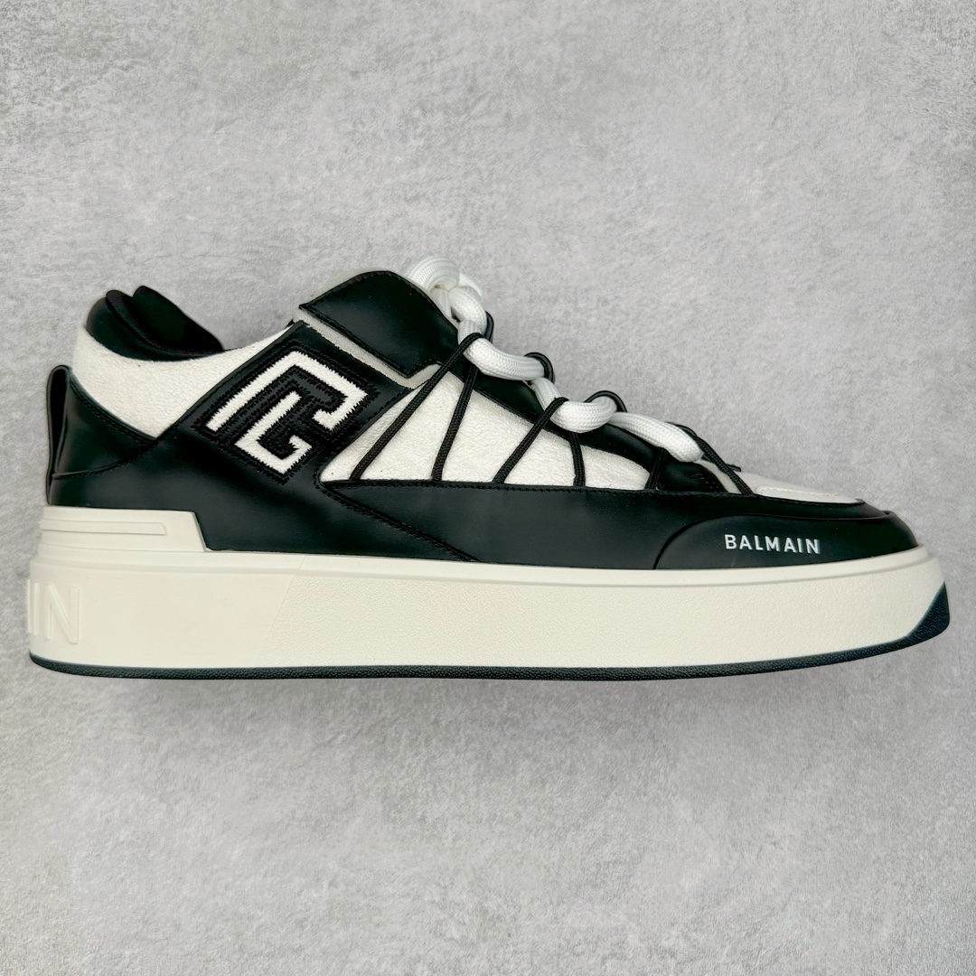 BALMAIN B-Court 巴尔曼小牛皮徽标刺绣低帮休闲男款板鞋 官网已经发售 平台力推流量热款 BALMAIN以其大胆而富有远见的廓形而著称 旨在为穿着者赋予力量 这款鞋履采用全身小牛皮鞋面拼接 牛皮内里垫脚 包裹性舒适性能强 鞋舌Balmain标志细节 鞋底独家开发私模 全网第一家出货 鞋后跟立体字母logo细节 鞋底Balmain标志 全套原版一致包装 尺码：39 40 41 42 43 44 45 46-选品中心