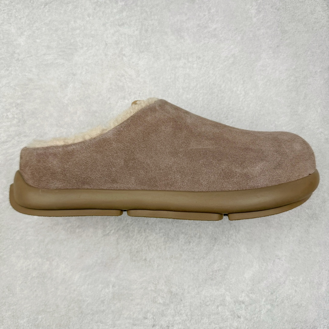 ＃SP原厂 UGG 1681 小土豆半拖秋冬羊皮毛一体雪地靴 全鞋采用ZP同厂 隆丰A级澳洲进口羊皮毛一体 品牌代工厂生产线 完全遵循ZP工艺流程 代工厂原厂版师 秉承无原鞋不开发选择 注重每一处细节 市面最正版型 TREADLITE\\\