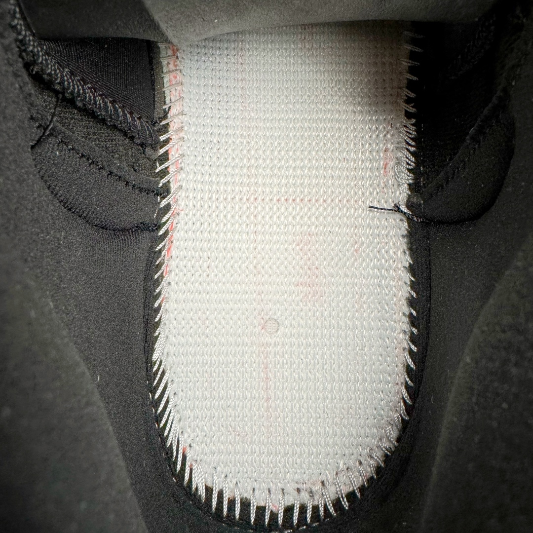 图片[10]-＃SZ纯原 Air Jordan AJ12 Retro 黑灰 货号：CT8013-010 外贸特供批次 原楦原档案数据开模打造 原汁原味12代鞋型 进口原厂皮料 原厂碳板 原装材料 原厂定制金属扣 原厂电绣 支持与公司货全方位对比 只服务于5%懂鞋的高端客户 发国外可支持各种retail商店充正寄售 尺码：40 40.5 41 42 42.5 43 44 44.5 45 45.5 46 47.5 48.5-选品中心