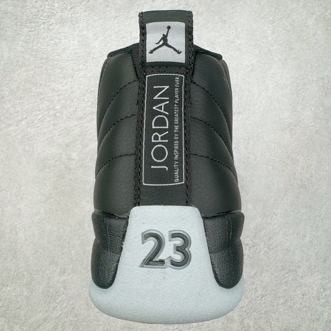 图片[8]-＃SZ纯原 Air Jordan AJ12 Retro 黑灰 货号：CT8013-010 外贸特供批次 原楦原档案数据开模打造 原汁原味12代鞋型 进口原厂皮料 原厂碳板 原装材料 原厂定制金属扣 原厂电绣 支持与公司货全方位对比 只服务于5%懂鞋的高端客户 发国外可支持各种retail商店充正寄售 尺码：40 40.5 41 42 42.5 43 44 44.5 45 45.5 46 47.5 48.5-选品中心
