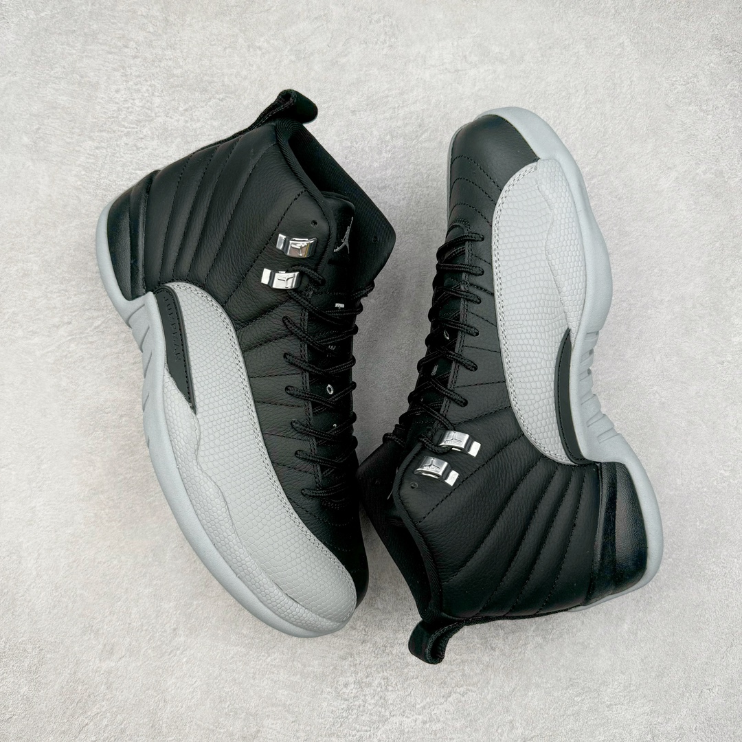 图片[3]-＃SZ纯原 Air Jordan AJ12 Retro 黑灰 货号：CT8013-010 外贸特供批次 原楦原档案数据开模打造 原汁原味12代鞋型 进口原厂皮料 原厂碳板 原装材料 原厂定制金属扣 原厂电绣 支持与公司货全方位对比 只服务于5%懂鞋的高端客户 发国外可支持各种retail商店充正寄售 尺码：40 40.5 41 42 42.5 43 44 44.5 45 45.5 46 47.5 48.5-选品中心