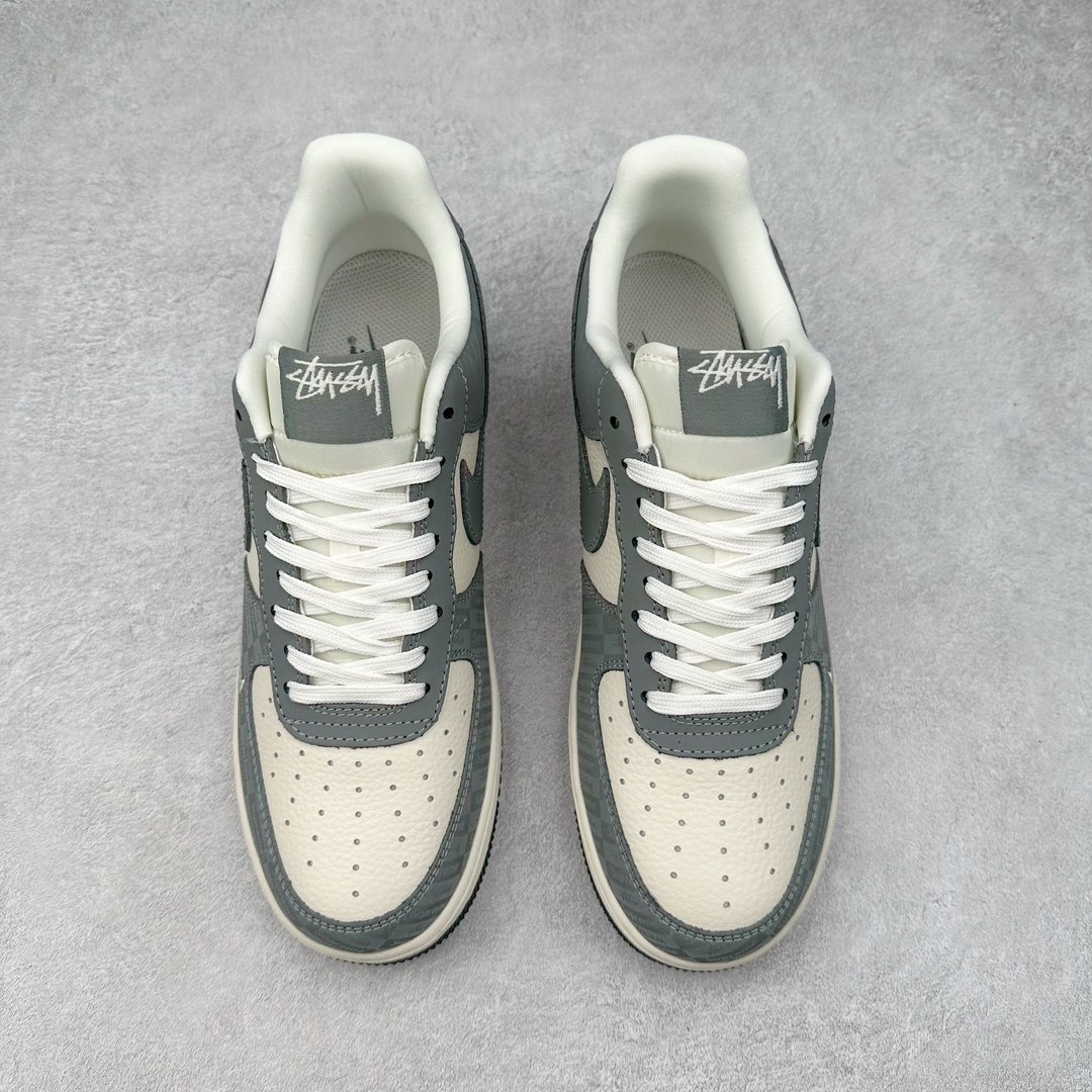 图片[2]-NK Air Force 1´07 Low 空军一号低帮百搭休闲运动板鞋 DF0180-008 柔软、弹性十足的缓震性能和出色的中底设计 横跨复古与现代的外型结合 造就出风靡全球 三十多年的Force 1 直到今天还深受青睐 尺码：36 36.5 37.5 38 38.5 39 40 40.5 41 42 42.5 43 44 44.5 45-选品中心