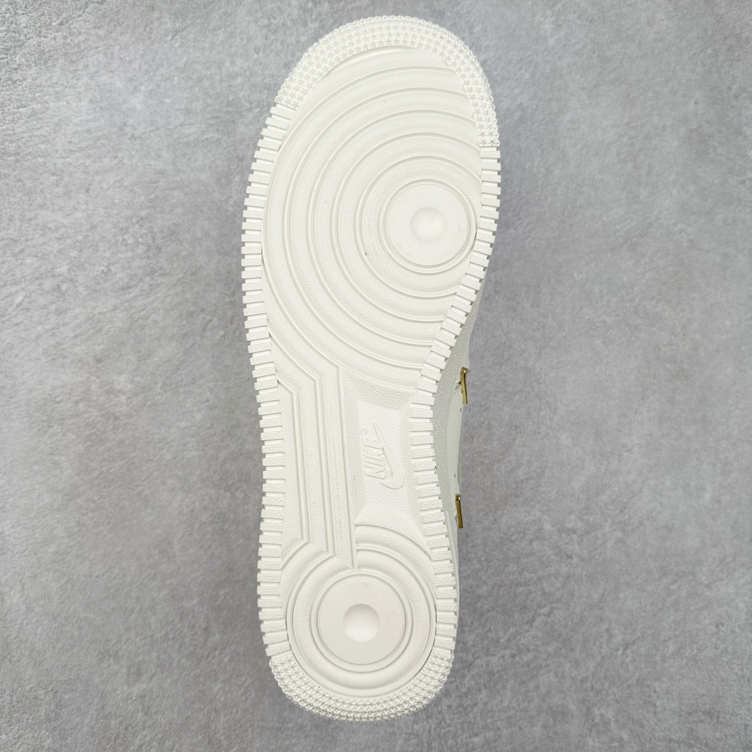 图片[9]-NK Air Force 1´07 Low 空军一号低帮百搭休闲运动板鞋 FV3654-111 柔软、弹性十足的缓震性能和出色的中底设计 横跨复古与现代的外型结合 造就出风靡全球 三十多年的Force 1 直到今天还深受青睐 尺码：36 36.5 37.5 38 38.5 39 40 40.5 41 42 42.5 43 44 44.5 45-选品中心