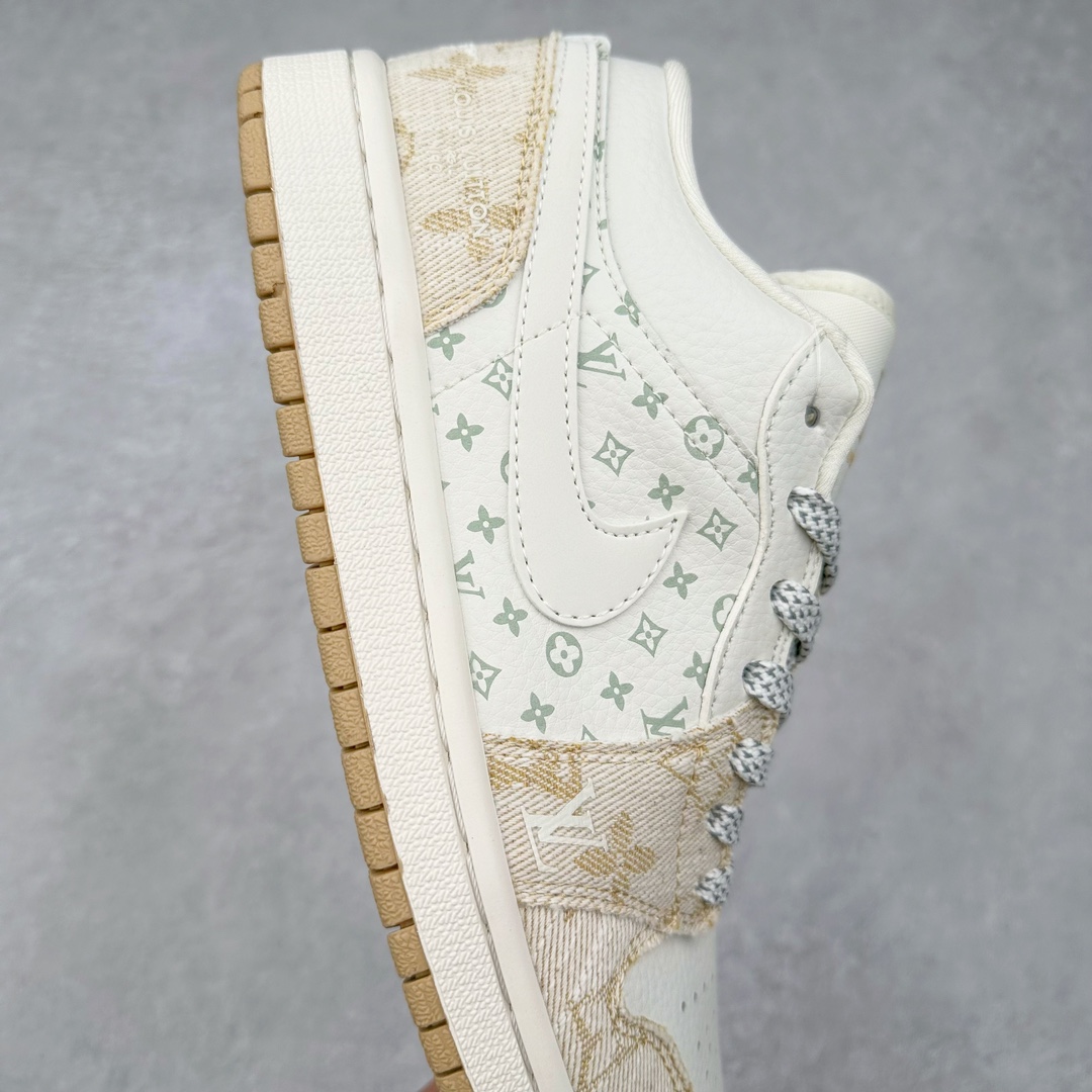 图片[6]-TS x Air Jordan AJ1 Low 倒钩低帮联名定制配色 SJ9950-002 原厂内置气垫魔块 A模大底 头层小牛皮 鞋舌AJ原厂专用牛津布+AJ专用反口珍珠布+原厂无杂质高弹内里海棉+特殊封边弹力鞋带 尺码：36 36.5 37.5 38 38.5 39 40 40.5 41 42 42.5 43 44 44.5 45 46 47.5-选品中心