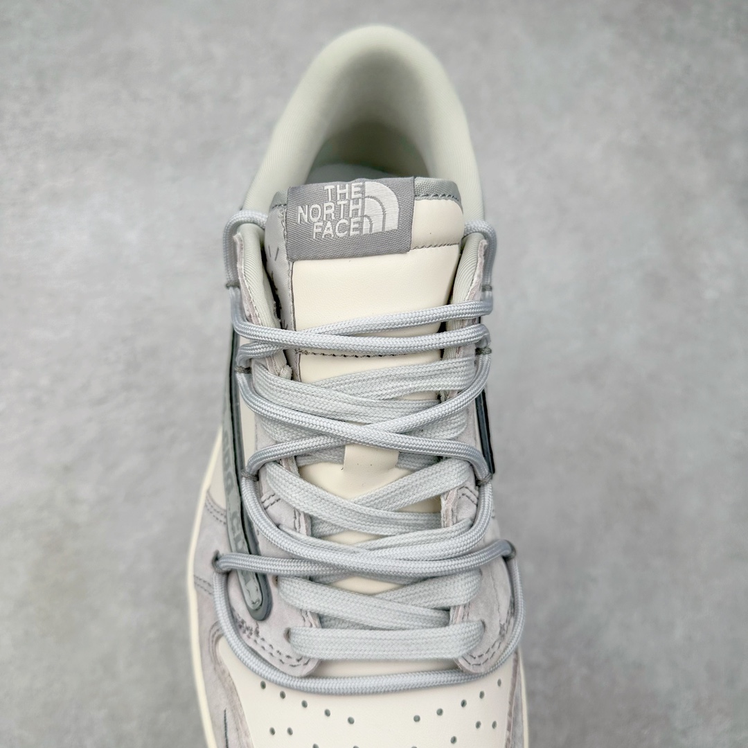 图片[5]-TS x Air Jordan AJ1 Low 倒钩低帮联名定制配色 SJ0086-142 原厂内置气垫魔块 A模大底 头层小牛皮 鞋舌AJ原厂专用牛津布+AJ专用反口珍珠布+原厂无杂质高弹内里海棉+特殊封边弹力鞋带 尺码：36 36.5 37.5 38 38.5 39 40 40.5 41 42 42.5 43 44 44.5 45 46 47.5-选品中心