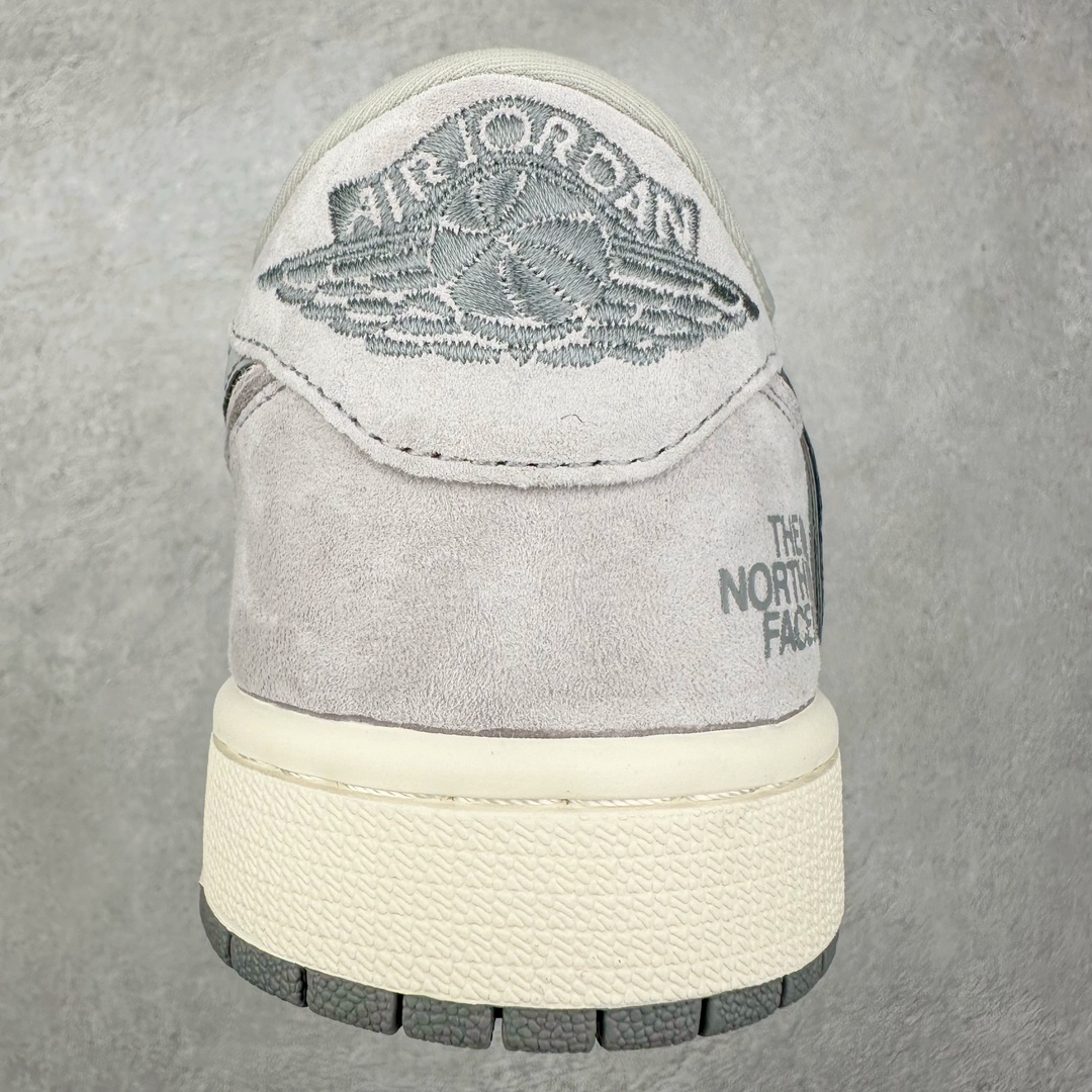 图片[8]-TS x Air Jordan AJ1 Low 倒钩低帮联名定制配色 SJ0086-142 原厂内置气垫魔块 A模大底 头层小牛皮 鞋舌AJ原厂专用牛津布+AJ专用反口珍珠布+原厂无杂质高弹内里海棉+特殊封边弹力鞋带 尺码：36 36.5 37.5 38 38.5 39 40 40.5 41 42 42.5 43 44 44.5 45 46 47.5-选品中心