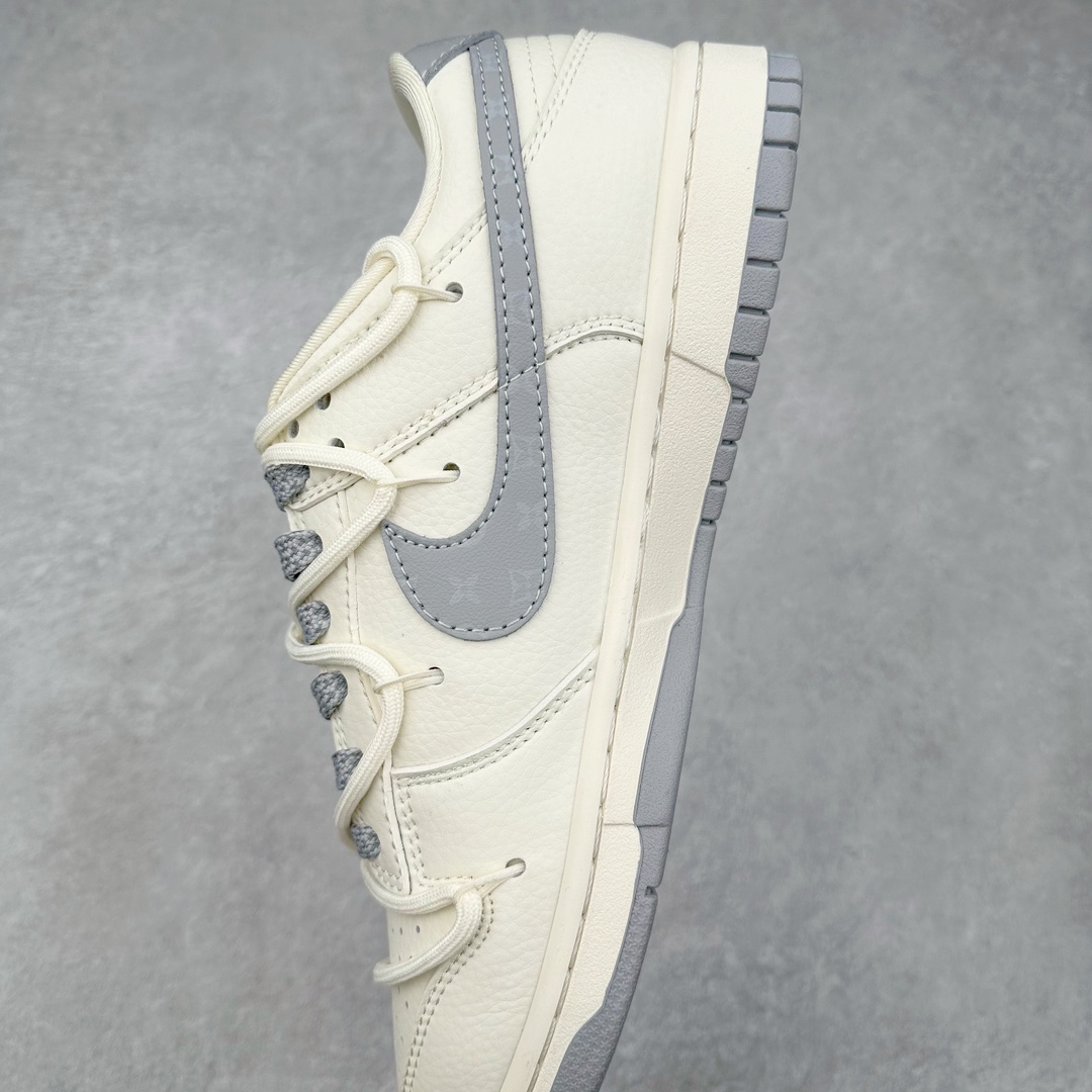 图片[7]-NK Dunk Low 定制配色 JJ5688-101 大厂出品 极力推荐 原装头层材料 独家版型蒸餾加工帶來的是更好的视觉和脚感体验大厂纯原品质出货 清洁度 电绣工艺 皮料切割干净无任何毛边 细节完美 尺码：36 36.5 37.5 38 38.5 39 40 40.5 41 42 42.5 43 44 44.5 45 46 47.5-选品中心