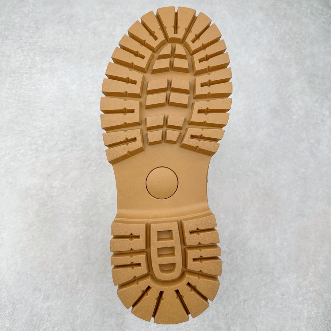 图片[9]-UGG 2024秋冬新品（羊羔毛一体内里 保暖锁热🔥）秋冬必备 户外中帮休闲马丁靴雪地靴系列 广东大厂品质 24ss秋冬新款 时尚潮流搭配 面料釆用意大利进口磨砂牛皮 全鞋真牛皮材料 大底到五金都是代工厂原材料制作 好货不杀猪 首单质量严格把控 全套官网统一包装 今年冬季防寒户外专用产品 日常随意搭配 型男必备‼美国轻奢品牌【UGG】Tasman Weather Hybrid 塔斯曼混合系列中帮轻量休闲马丁靴“ 尺码：39-44（比运动鞋大一码）-选品中心