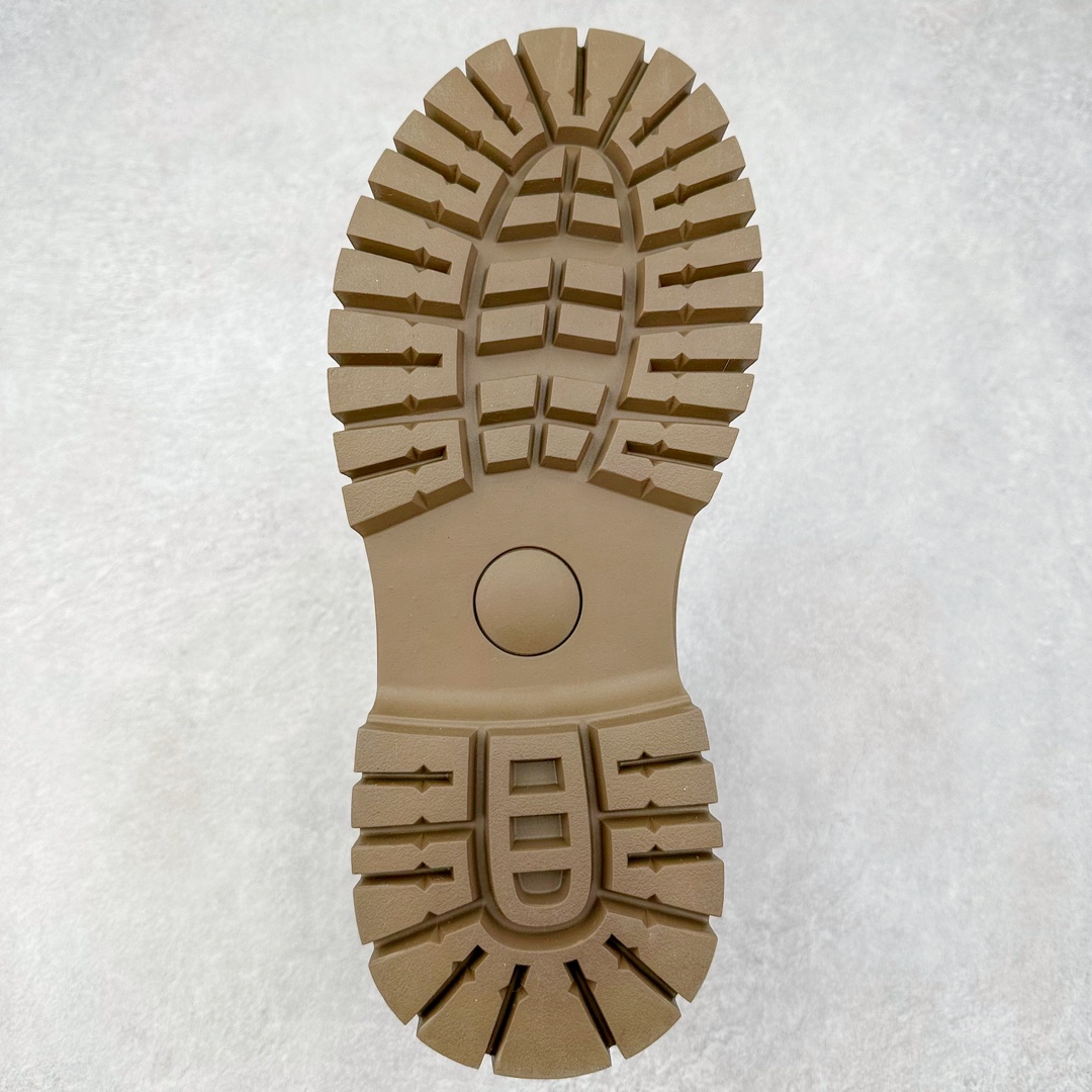 图片[9]-UGG 2024秋冬新品（羊羔毛一体内里 保暖锁热🔥）秋冬必备 户外中帮休闲马丁靴雪地靴系列 广东大厂品质 24ss秋冬新款 时尚潮流搭配 面料釆用意大利进口磨砂牛皮 全鞋真牛皮材料 大底到五金都是代工厂原材料制作 好货不杀猪 首单质量严格把控 全套官网统一包装 今年冬季防寒户外专用产品 日常随意搭配 型男必备‼美国轻奢品牌【UGG】Tasman Weather Hybrid 塔斯曼混合系列中帮轻量休闲马丁靴“ 尺码：39-44（比运动鞋大一码）-选品中心