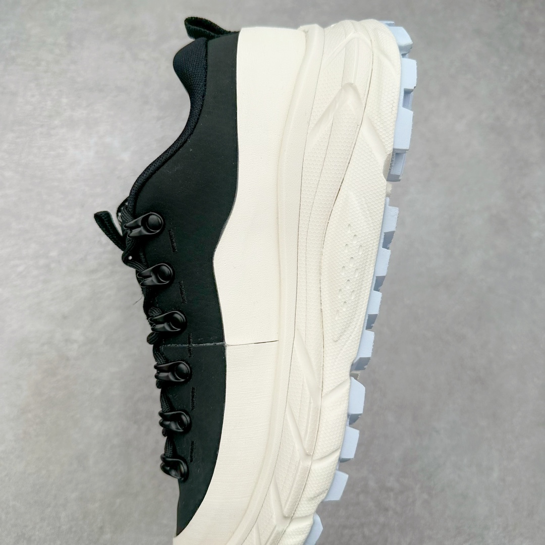 图片[7]-Hidden Characters x HOKA ONE ONE Hoka Tor Summit 2 Low\\\”White Black\\\”托亚顶峰系列低帮厚底轻量坦克户外登山运动鞋 鞋子采用细腻牛皮革包围 外圈挡泥板则是天然磨砂质地橡胶 金属鞋带扣 逼格拉满，Vibram大底与双层泡棉中底增加缓冲 给穿着者最佳的抓地力及舒适性，而整对鞋以牛巴革和耐用尼龙布材打造 与坚固的鞋底相结合，可以牢固地支撑脚部和脚踝 另外外层搭载的Event技术 保持鞋履防水以及鞋内透气作用 货号：1157070/SWW 尺码：36-46-选品中心