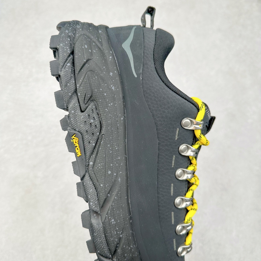 图片[6]-Hidden Characters x HOKA ONE ONE Hoka Tor Summit 2 Low\\\”White Black\\\”托亚顶峰系列低帮厚底轻量坦克户外登山运动鞋 鞋子采用细腻牛皮革包围 外圈挡泥板则是天然磨砂质地橡胶 金属鞋带扣 逼格拉满，Vibram大底与双层泡棉中底增加缓冲 给穿着者最佳的抓地力及舒适性，而整对鞋以牛巴革和耐用尼龙布材打造 与坚固的鞋底相结合，可以牢固地支撑脚部和脚踝 另外外层搭载的Event技术 保持鞋履防水以及鞋内透气作用 货号：1157070/SWW 尺码：36-46-选品中心