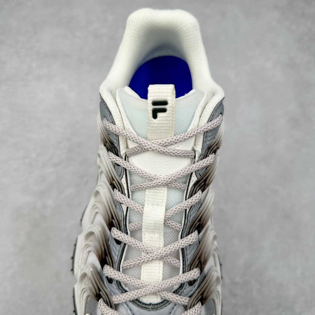 图片[5]-FILA FUSION BRACKET 斐乐时尚舒适网布织物防滑耐磨低帮训练跑步鞋 FUSION 系列传承了 FILA 的百年基因，融入年轻运动及潮流文化，成为引领变革、创新突破的一代。以“1+N” 的跨界合作模式重现经典的同时创造经典。带来最出其不意的跨界合作惊喜。同时，FILAFUSION把FILA 的 DNA 融入到定制体验里，你可以随心制造厲于你的产品。FILA FUSION 的鞋家族涵盖了老爹鞋、跑步鞋、网球鞋、季节款。风格复古新潮，满足了时尚人士出行及各类运动的搭配需求，成为当下年轻人筷拥的鞋类品牌之一。FILA FUSION 走进年轻人的世界，通过年轻人运动，街舞，滑板，篮球，展现 FILA FUSION 的潮流态度和年轻文化。FILA FUSION 认为末来属于引领变革、创新突破的年轻一代，让我们一起构成 FILA 未来的蓝图吧！尺码：35.5 36 36.5 37.5 38 38.5 39 40 40.5 41 42 42.5 43 44 44.5 45 45.5-选品中心