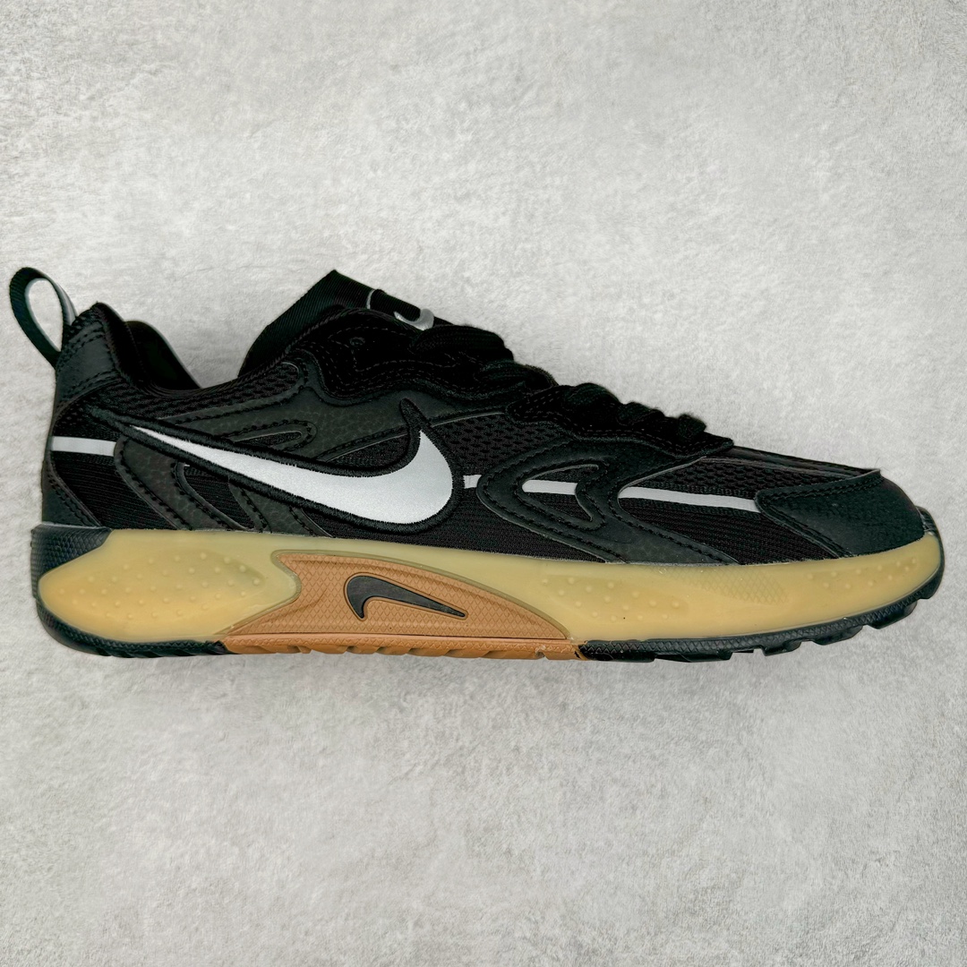 NIKE JAM 系列舒适时尚防滑耐磨低帮生活休闲鞋 FN0314-002 采用鞋面合成皮革与网眼布设计 以便于运动员在霹雳舞运动中的保护和耐穿 中底设计细节采用翻转SWOOSH设计 使得倒立动作时更显帅气 鞋子中的整体结构下降 有助于提供更好的缓震效果 设计语言来与NIKE 2000年跑跑鞋中汲取的材料组合以及设计语言 鞋子在线条处大量采用反光效果 尺码：36 36.5 37.5 38 38.5 39 40 40.5 41 42 42.5 43 44 44.5 45 46-选品中心