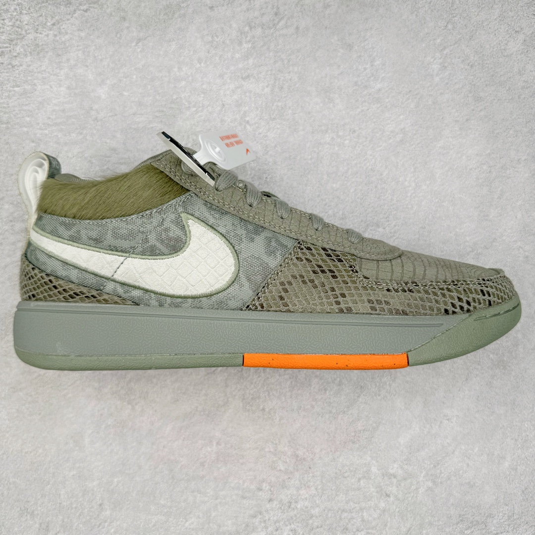 ＃灭世/Max NK Book 1 Devin Booker 德文·布克一代男子实战篮球鞋 徒步旅行 军绿 HF6236-002 灭世纯原革新出货‼️缓震配置独家革新！实战属性直接拉满👊🏻实战 天花板上限再度提升！实战亲测-性能体验吊打国产同价位鞋款（为满足海外市场 布克一代最大尺码为47.5） ⚫️增配前掌鹅蛋ZOOM ➕抗扭片➕后掌马蹄ZOOM气垫（正品仅配置后掌zoom气垫） ⚫️采用科比4代鞋楦以及龙骨数据打造！小科4实至名归！（完美解决正品压脚趾问题） ⚫️鞋身➕鞋头增配高频补强层，提升鞋头以及脚踝支撑性 ⚫️鞋垫采用科比4代元年高弹缓震垫材质-磨合一场直接贴合脚型☑️ ⚫️外底加厚2mm，wow10止滑配方，无需磨合，抓地性能原地起飞 最强布克一代有且只在灭世纯原（支持市场任意货品正面PK） 真材实料，肉眼可见！革新升级绝非空穴来风！灭世纯原内外兼修，用态度诠释实战新篇章👊🏻 Book 1 尺码 39-47.5-选品中心