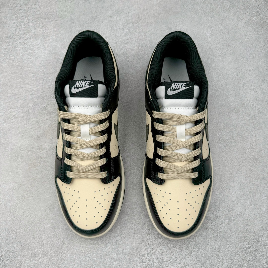 图片[2]-＃YC纯原 NK Dunk Low 太空灰岩 DD1391-100 定制系列天花板 无原鞋不开发 全系列得物原鞋一比一校对开发 配色持续更新中 终端对接 优势输出 全套原厂楦头原纸板数据档案倾力打造 原汁原味莞产 极致还原 圈内最强针车工艺 高端零售指定版 广东原厂配套原盒原标 鞋盒分三个尺码段 原厂冲刀 超高清洁度 全鞋零毛边皮料切割 采用原厂百宏鞋带以及原厂百宏织唛舌标 内标可供原厂几率过验 进口原装条纹中底布 四线拉帮白色点胶 原厂拉帮手法遵循公司 原厂电绣 极致还原 尺码：36 36.5 37.5 38 38.5 39 40 40.5 41 42 42.5 43 44-选品中心