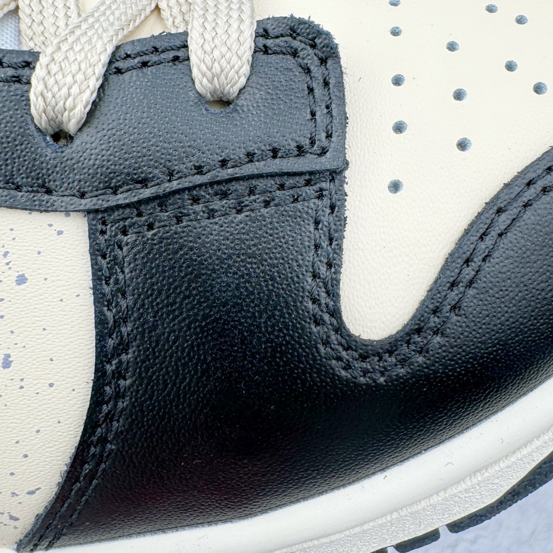 图片[13]-＃YC纯原 NK Dunk Low 太空灰岩 DD1391-100 定制系列天花板 无原鞋不开发 全系列得物原鞋一比一校对开发 配色持续更新中 终端对接 优势输出 全套原厂楦头原纸板数据档案倾力打造 原汁原味莞产 极致还原 圈内最强针车工艺 高端零售指定版 广东原厂配套原盒原标 鞋盒分三个尺码段 原厂冲刀 超高清洁度 全鞋零毛边皮料切割 采用原厂百宏鞋带以及原厂百宏织唛舌标 内标可供原厂几率过验 进口原装条纹中底布 四线拉帮白色点胶 原厂拉帮手法遵循公司 原厂电绣 极致还原 尺码：36 36.5 37.5 38 38.5 39 40 40.5 41 42 42.5 43 44-选品中心