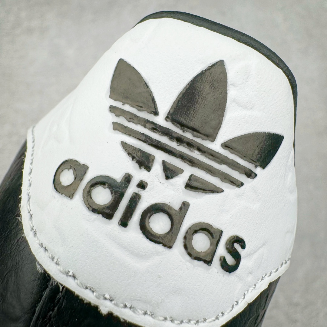 图片[14]-Lv x AD Originals Superstar 经典复古贝壳头板鞋 联名定制配色 LA9668 诞生于1969年 是第一双将全皮面鞋 身与橡胶鞋头结合在一起的低帮篮球鞋 Superstar最开始 是作为高帮篮球鞋Pro Model的低帮版本而出现的 但因为其独特和醒目的橡胶鞋头造型而让大家熟知 被大家形象地称为\\\”shelltoe\\\”贝壳头 在70年代的美国职业篮球场上 接近3/4的NBA球员都将这双Superstar作为场上用鞋 80年代之后 经过不断的改良和发展 Superstar逐渐成为横跨时装、音乐、街头文化、休闲和运动等各大领域的时尚潮鞋 尺码：36 36.5 37 38 38.5 39 40 40.5 41 42 42.5 43 44 44.5 45-选品中心