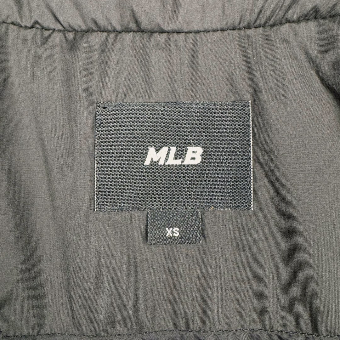 图片[14]-𝐌𝐋𝐁 24FW 美拉德色系波士顿红袜队肯豆同款 小标logo立领短款羽绒服 🔝配色：黑色 白色 棕色 🔝尺码：XS S M L XL XXL 🔝3月购入正品开版，1：1制作。市面最强版本，所有五金均为定制。完美还原zp 🔝MLB 冬季短款羽绒服 过冬首选云朵般透气 云朵般轻薄 云朵般亲肤 是你肉眼可见的蓬松质感，零下十几度穿着也没问题，采用国标80白鸭绒，轻盈保暖，无惧寒风 。MLB是韩国F&F旗下潮流服装品牌，拥有150年历史的经典传统，是街头文化和国际生活方式的领导者。MLB 拥有包括男装、女装、童装、配饰 在内的全品类服饰，提供覆盖各性别、各年龄层、From HeadtoToe的穿搭装备。其产品结合了韩国的时尚造型与质感，展现了运动服饰也可以兼具时尚潮流的风格。在产品设计上，MLB不仅融合了美国职业棒球大联盟的各当家球队，更结合了棒球运动中的各个元素。 🔝产品工艺： 采用国标80白鸭绒 1⃣️国标80%白鸭绒，市面独家使用顶级羽绒，绝不吹虚鹅绒等一系列的错误理解 2⃣️ 面料： 100% 锦纶; 里料： 100% 锦纶 ，市面最顶级没有之一，一切遵照原版定制。 3️⃣原代加工厂出品电镀五金，全部原厂定制，非市场各类复刻版-选品中心