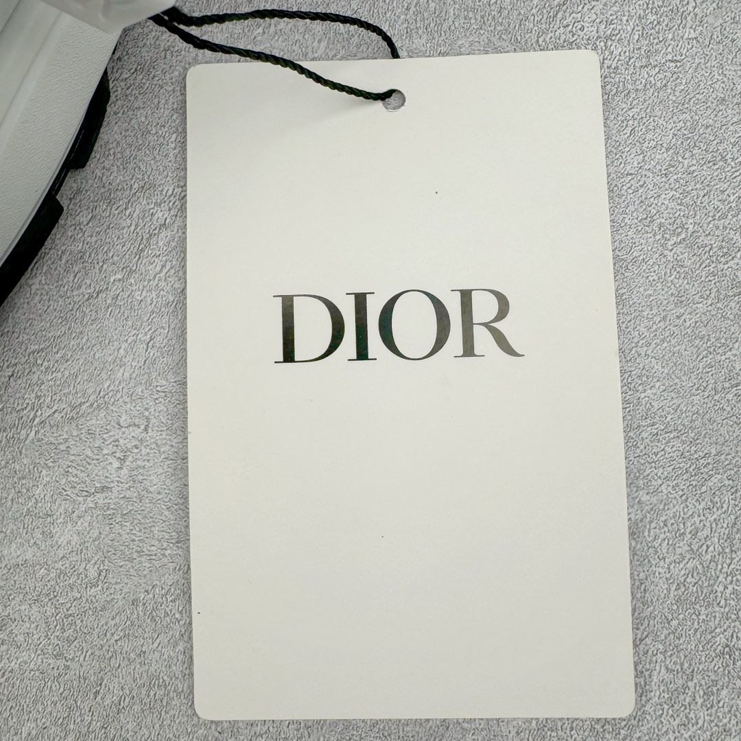 图片[16]-＃GD广顶 Dior B30 迪奥网眼织物低帮运动休闲鞋 原版开模 海淘专供品质同渠道货源 全套专柜原装配件 该款系列采用黑网色眼织物白和色科技料面精心制 作饰以反光“CD30”图形标志 外格轻盈的刻雕效果橡胶鞋搭底配标志性点的缀提升格调 内弹部力细节塑造想理的舒适穿着体验可与各休式闲造型配搭 彰显尚时现代的运风动范 正常尺码：39 40 41 42 43 44 45-选品中心