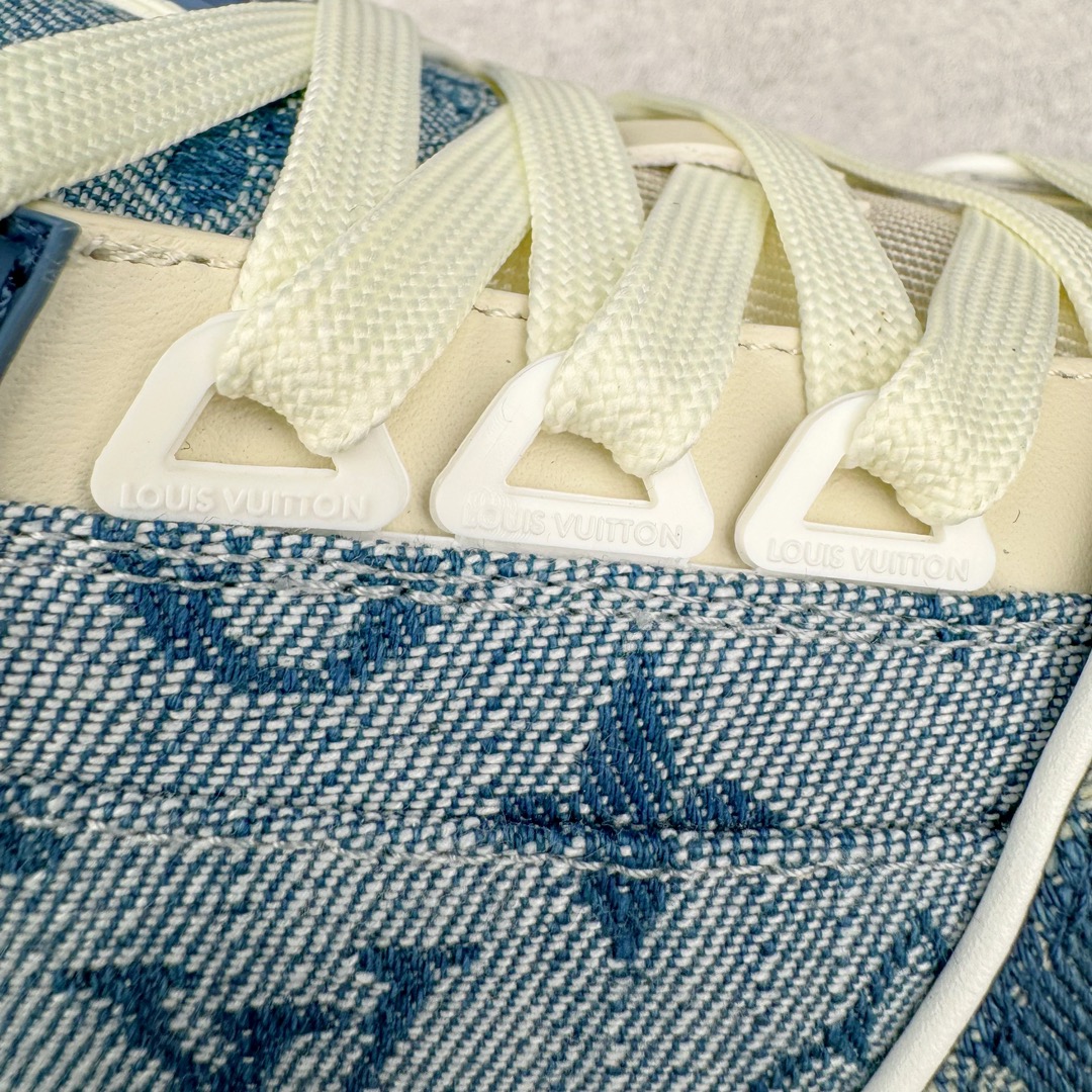 图片[17]-＃GD广顶 Louis Vuitton Trainer lv路易威登时装走秀运动时尚板鞋 外贸零售特供批次 2023全新纸板数据 印花高频效果碾压市面 市售天花板产物 耗时半年巨作 全套原厂新版原纸板楦头开发 原厂特供皮料加持 市场所有版本中综合最强的货品 GD实力大厂出品 全网最全配色更新最快 最成熟的做工稳定的品控 完美鞋型超高的清洁度 零毛边线头瑕疵 全套原楦原纸版原鞋开模 全网最具灵魂的版型 正确原装黄色鞋盒 正确中底印花 鞋面印花3D高频深度立体 全鞋电脑针车 紧密相连 针距密度一致 环保乳胶注塑鞋垫 厚度脚感还原原版 皮面裁剪部位 统一油边封口工艺 原装橡胶大底含胶量大底组合零偏差 专柜全套包装 防尘袋 说明书 质保卡 男女鞋 尺码：35 36 37 38 39 40 41 42 43 44 45-选品中心