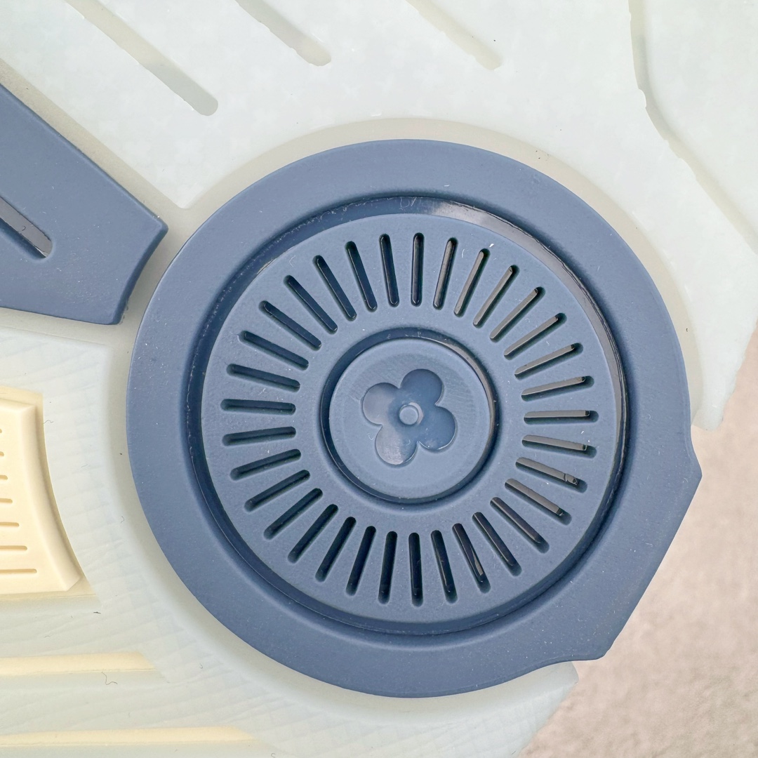 图片[20]-＃GD广顶 Louis Vuitton Trainer lv路易威登时装走秀运动时尚板鞋 外贸零售特供批次 2023全新纸板数据 印花高频效果碾压市面 市售天花板产物 耗时半年巨作 全套原厂新版原纸板楦头开发 原厂特供皮料加持 市场所有版本中综合最强的货品 GD实力大厂出品 全网最全配色更新最快 最成熟的做工稳定的品控 完美鞋型超高的清洁度 零毛边线头瑕疵 全套原楦原纸版原鞋开模 全网最具灵魂的版型 正确原装黄色鞋盒 正确中底印花 鞋面印花3D高频深度立体 全鞋电脑针车 紧密相连 针距密度一致 环保乳胶注塑鞋垫 厚度脚感还原原版 皮面裁剪部位 统一油边封口工艺 原装橡胶大底含胶量大底组合零偏差 专柜全套包装 防尘袋 说明书 质保卡 男女鞋 尺码：35 36 37 38 39 40 41 42 43 44 45-选品中心