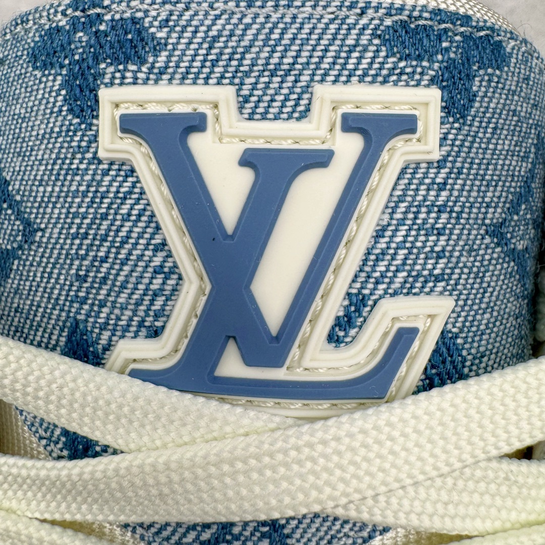 图片[14]-＃GD广顶 Louis Vuitton Trainer lv路易威登时装走秀运动时尚板鞋 外贸零售特供批次 2023全新纸板数据 印花高频效果碾压市面 市售天花板产物 耗时半年巨作 全套原厂新版原纸板楦头开发 原厂特供皮料加持 市场所有版本中综合最强的货品 GD实力大厂出品 全网最全配色更新最快 最成熟的做工稳定的品控 完美鞋型超高的清洁度 零毛边线头瑕疵 全套原楦原纸版原鞋开模 全网最具灵魂的版型 正确原装黄色鞋盒 正确中底印花 鞋面印花3D高频深度立体 全鞋电脑针车 紧密相连 针距密度一致 环保乳胶注塑鞋垫 厚度脚感还原原版 皮面裁剪部位 统一油边封口工艺 原装橡胶大底含胶量大底组合零偏差 专柜全套包装 防尘袋 说明书 质保卡 男女鞋 尺码：35 36 37 38 39 40 41 42 43 44 45-选品中心