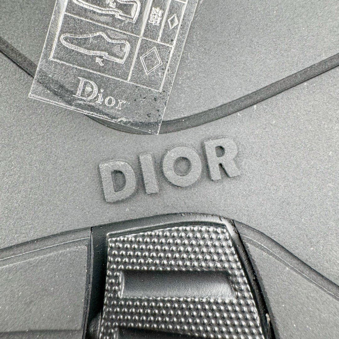 图片[21]-＃GD广顶 Dior B30 迪奥网眼织物低帮运动休闲鞋 原版开模 海淘专供品质同渠道货源 全套专柜原装配件 该款系列采用黑网色眼织物白和色科技料面精心制 作饰以反光“CD30”图形标志 外格轻盈的刻雕效果橡胶鞋搭底配标志性点的缀提升格调 内弹部力细节塑造想理的舒适穿着体验可与各休式闲造型配搭 彰显尚时现代的运风动范 正常尺码：39 40 41 42 43 44 45-选品中心