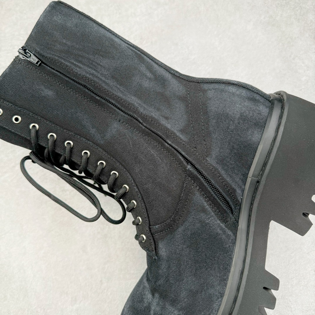 图片[7]-＃GD广顶 Balenciaga Stomper 巴黎世家帆布拉链圆头德比靴鞋 原版购入开发 做货 极致做旧 巴黎世家做旧的款式百分之90都是好看的 这双靴子也不例外 破旧风格 双层材质 外层粗帆布做了磨损和褪色处理 内层做了透气网状里布 比较惊艳的是鞋底和鞋侧橡胶 原版定制进口做旧帆布 原版进口透气网里 原版开模橡胶大底 增高底厚5CM超显大长腿NCC 尺码： 39 40 41 42 43 44 45-选品中心