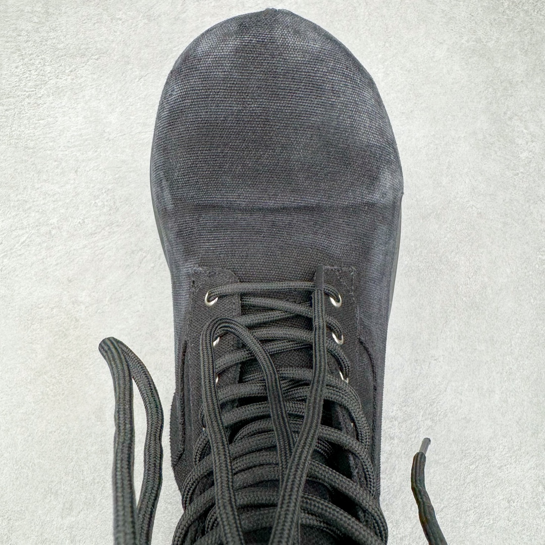 图片[4]-＃GD广顶 Balenciaga Stomper 巴黎世家帆布拉链圆头德比靴鞋 原版购入开发 做货 极致做旧 巴黎世家做旧的款式百分之90都是好看的 这双靴子也不例外 破旧风格 双层材质 外层粗帆布做了磨损和褪色处理 内层做了透气网状里布 比较惊艳的是鞋底和鞋侧橡胶 原版定制进口做旧帆布 原版进口透气网里 原版开模橡胶大底 增高底厚5CM超显大长腿NCC 尺码： 39 40 41 42 43 44 45-选品中心