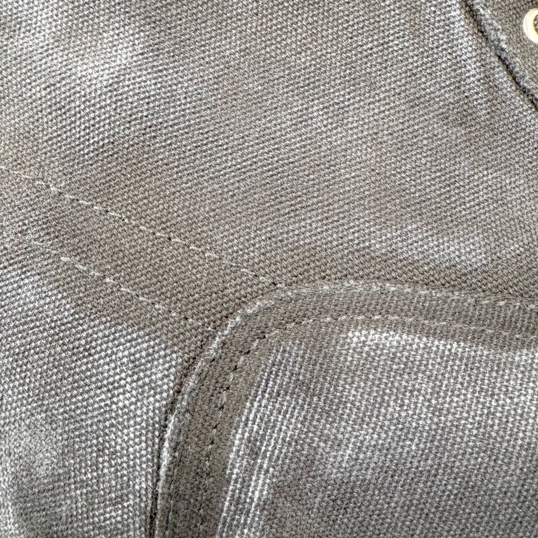 图片[16]-＃GD广顶 Balenciaga Stomper 巴黎世家帆布拉链圆头德比靴鞋 原版购入开发 做货 极致做旧 巴黎世家做旧的款式百分之90都是好看的 这双靴子也不例外 破旧风格 双层材质 外层粗帆布做了磨损和褪色处理 内层做了透气网状里布 比较惊艳的是鞋底和鞋侧橡胶 原版定制进口做旧帆布 原版进口透气网里 原版开模橡胶大底 增高底厚5CM超显大长腿NCC 尺码： 39 40 41 42 43 44 45-选品中心