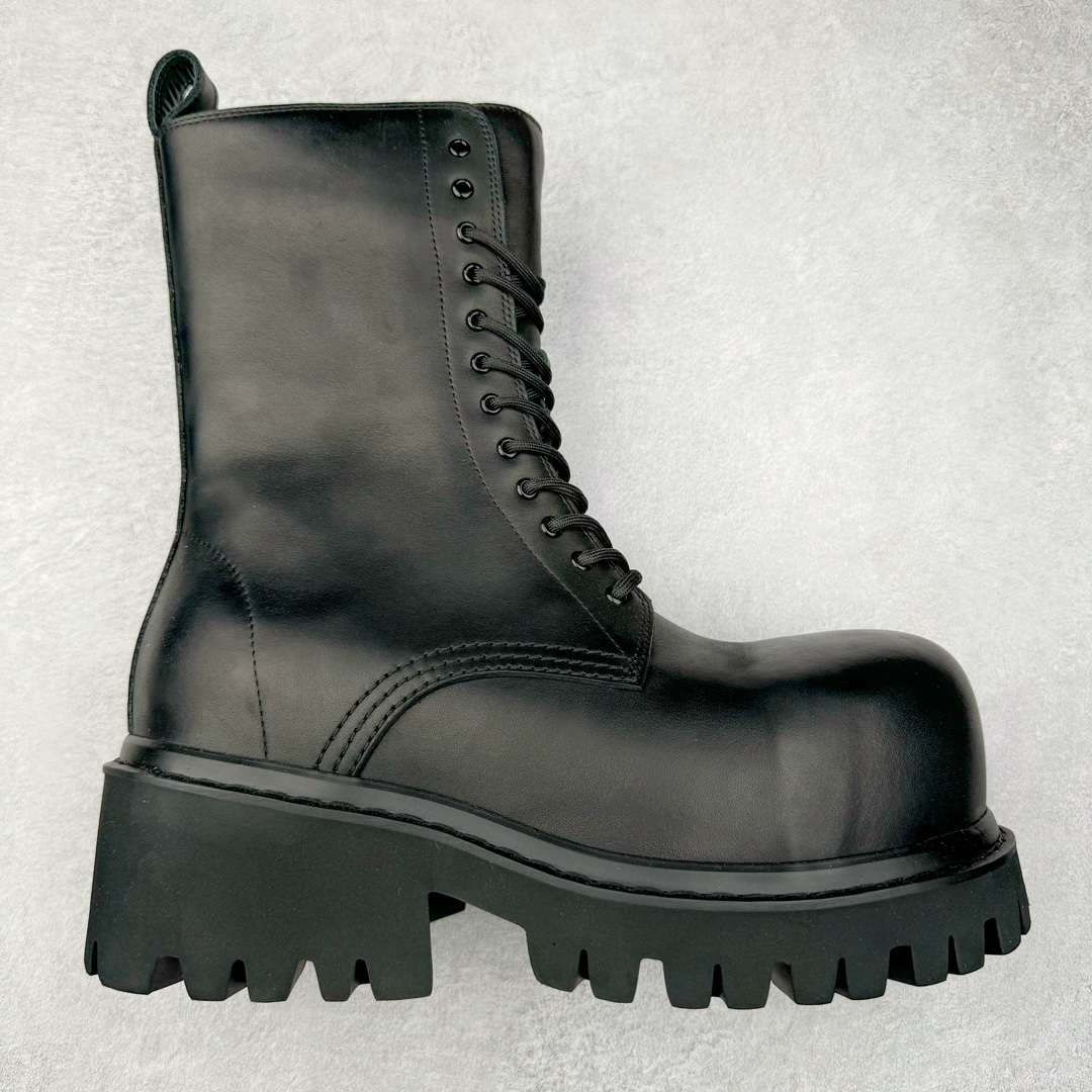 ＃GD广顶 Balenciaga Stomper 巴黎世家牛皮拉链圆头德比靴鞋 原版购入开发 做货 极致做旧 巴黎世家做旧的款式百分之90都是好看的 这双靴子也不例外 破旧风格 双层材质 外层粗帆布做了磨损和褪色处理 内层做了透气网状里布 比较惊艳的是鞋底和鞋侧橡胶 原版定制进口做旧帆布 原版进口透气网里 原版开模橡胶大底 增高底厚5CM超显大长腿NCC 尺码： 39 40 41 42 43 44 45-选品中心