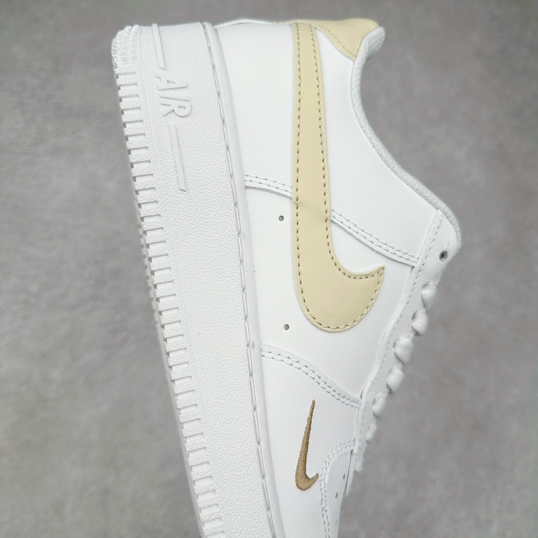 图片[6]-＃特价福利 NK Air Force 1´07 Low 空军一号百搭休闲运动板鞋 柔软、弹性十足的缓震性能和出色的中底设计 横跨复古与现代的外型结合 造就出风靡全球三十多年的Force 1 直到今天还深受青睐 尺码：35.5 36 36.5 37.5 38 38.5 39 40 40.5 41 42 42.5 43 44 44.5 45-选品中心