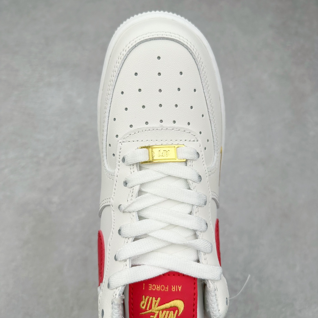 图片[4]-＃特价福利 NK Air Force 1´07 Low 空军一号百搭休闲运动板鞋 柔软、弹性十足的缓震性能和出色的中底设计 横跨复古与现代的外型结合 造就出风靡全球三十多年的Force 1 直到今天还深受青睐 尺码：35.5 36 36.5 37.5 38 38.5 39 40 40.5 41 42 42.5 43 44 44.5 45-选品中心