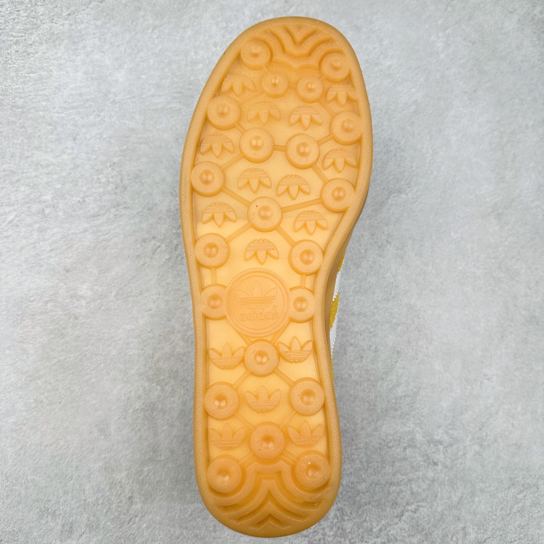 图片[9]-＃特价福利 AD Gazelle Indoor Trainers 羚羊内训系列低帮复古百搭休闲运动德训风板鞋 90年代经典的复刻版！自60年代以足球训练鞋面世以来,Gazelle就以其经典设计席卷全球。1991年版本的复刻,再造经典Gazelle。采用皮革打造,搭配浊色细节,让这款经典更加简约。尺码：36 36⅔ 37⅓ 38 38⅔ 39⅓ 40 40⅔ 41⅓ 42 42⅔ 43⅓ 44 44 ⅔ 45-选品中心