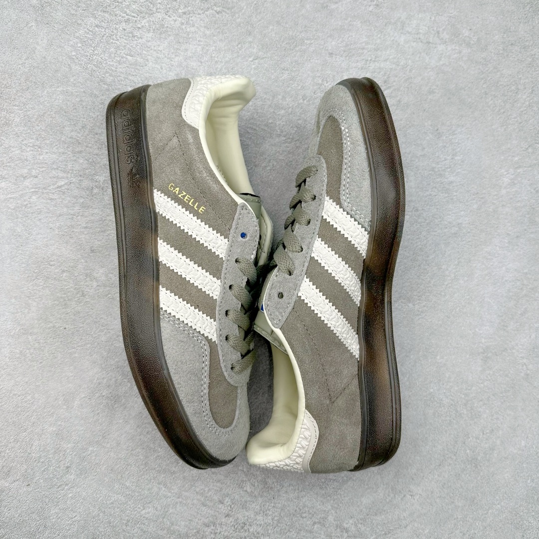 图片[3]-＃特价福利 AD Gazelle Indoor Trainers 羚羊内训系列低帮复古百搭休闲运动德训风板鞋 90年代经典的复刻版！自60年代以足球训练鞋面世以来,Gazelle就以其经典设计席卷全球。1991年版本的复刻,再造经典Gazelle。采用皮革打造,搭配浊色细节,让这款经典更加简约。尺码：36 36⅔ 37⅓ 38 38⅔ 39⅓ 40 40⅔ 41⅓ 42 42⅔ 43⅓ 44 44 ⅔ 45-选品中心