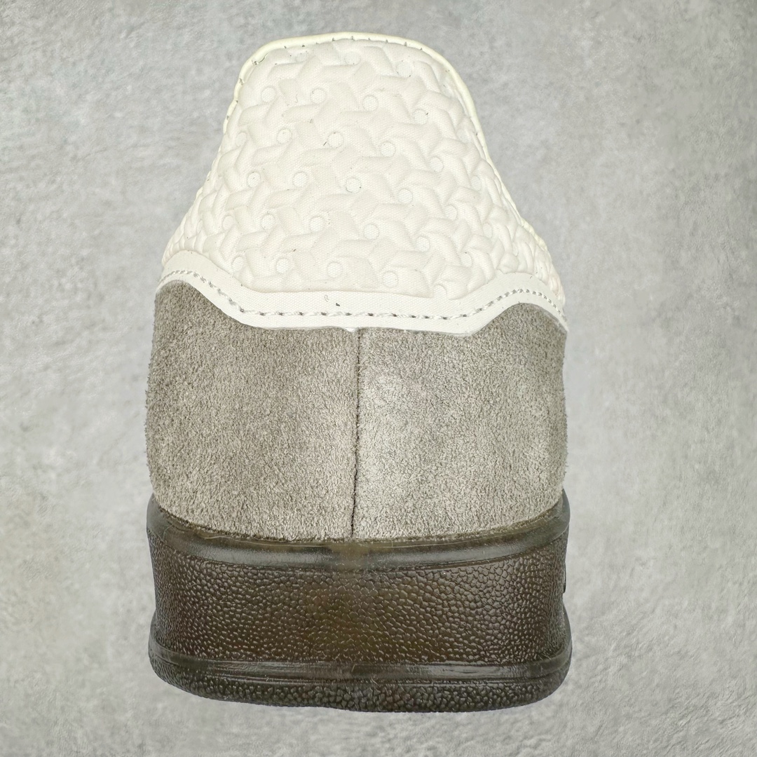 图片[8]-＃特价福利 AD Gazelle Indoor Trainers 羚羊内训系列低帮复古百搭休闲运动德训风板鞋 90年代经典的复刻版！自60年代以足球训练鞋面世以来,Gazelle就以其经典设计席卷全球。1991年版本的复刻,再造经典Gazelle。采用皮革打造,搭配浊色细节,让这款经典更加简约。尺码：36 36⅔ 37⅓ 38 38⅔ 39⅓ 40 40⅔ 41⅓ 42 42⅔ 43⅓ 44 44 ⅔ 45-选品中心