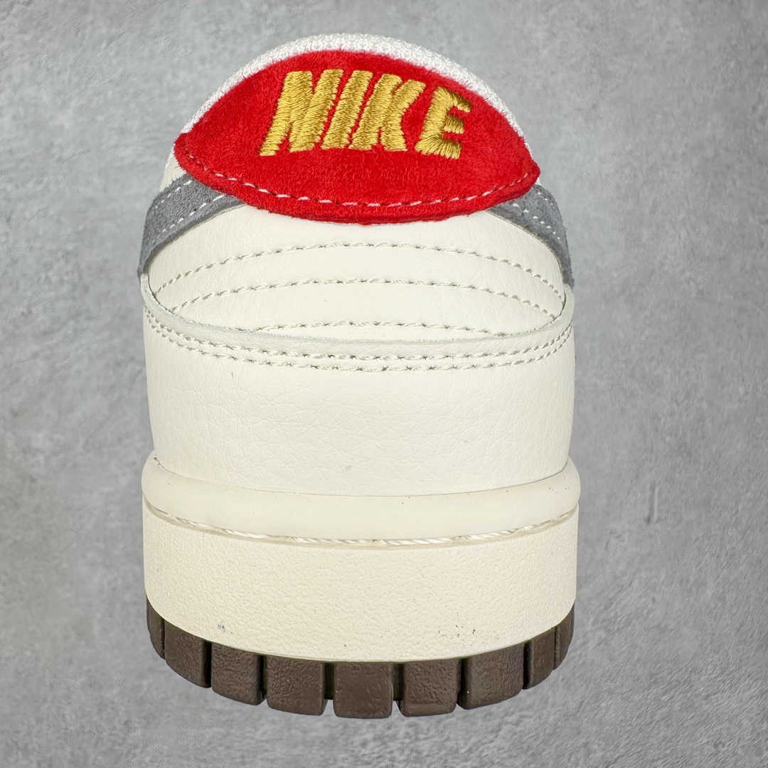 图片[8]-NK Dunk Low 定制配色 XS1086-001 大厂出品 极力推荐 原装头层材料 独家版型蒸餾加工帶來的是更好的视觉和脚感体验大厂纯原品质出货 清洁度 电绣工艺 皮料切割干净无任何毛边 细节完美 尺码：36 36.5 37.5 38 38.5 39 40 40.5 41 42 42.5 43 44 44.5 45 46 47.5-选品中心