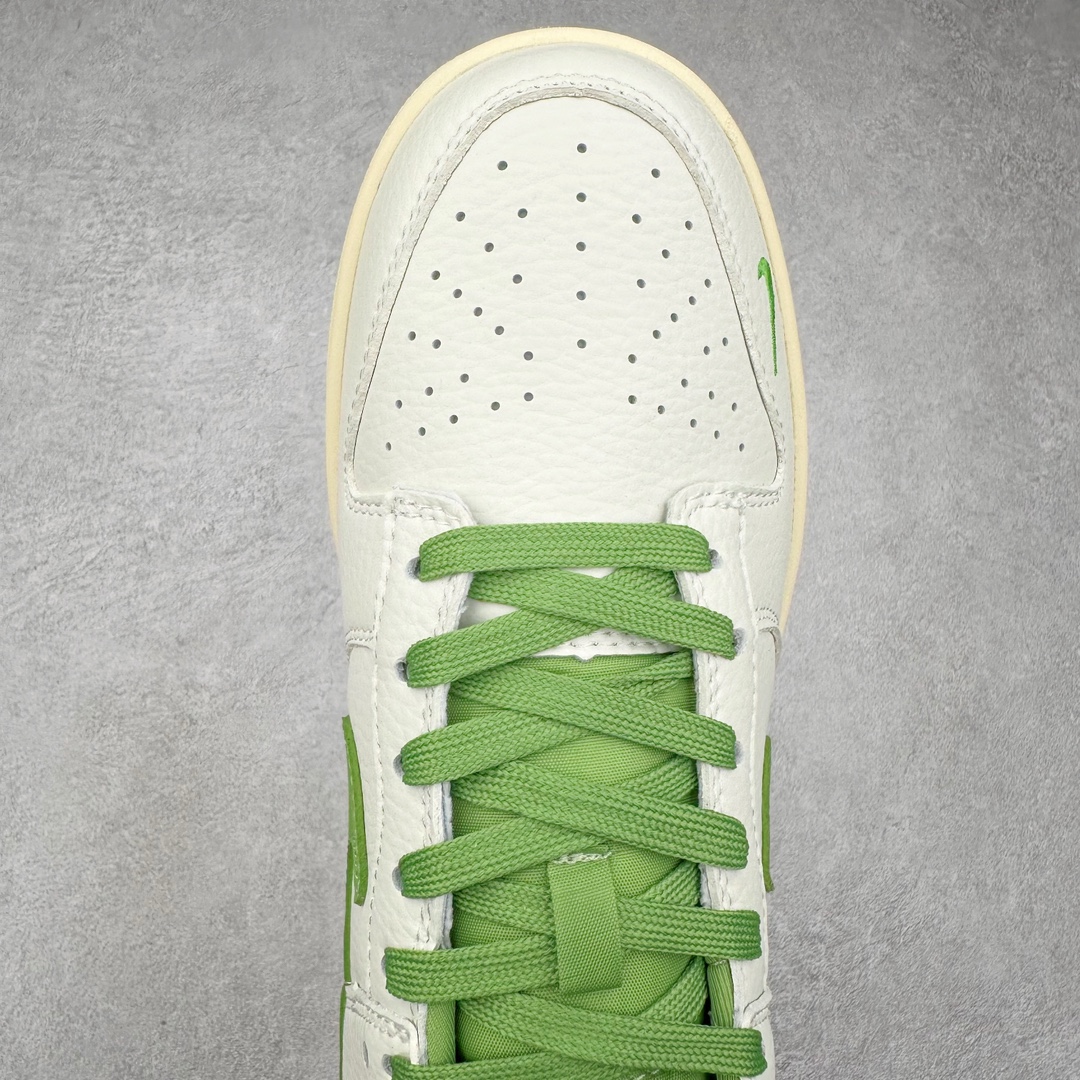 图片[4]-NK Dunk Low 定制配色 XB3802-348 大厂出品 极力推荐 原装头层材料 独家版型蒸餾加工帶來的是更好的视觉和脚感体验大厂纯原品质出货 清洁度 电绣工艺 皮料切割干净无任何毛边 细节完美 尺码：36 36.5 37.5 38 38.5 39 40 40.5 41 42 42.5 43 44 44.5 45 46 47.5-选品中心